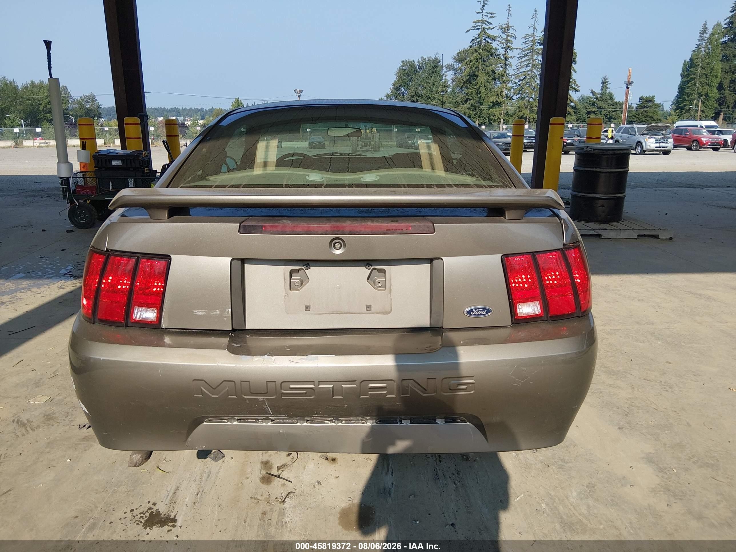 2002 Ford Mustang Deluxe/premium/standard Brown vin: 1FAFP40472F171432