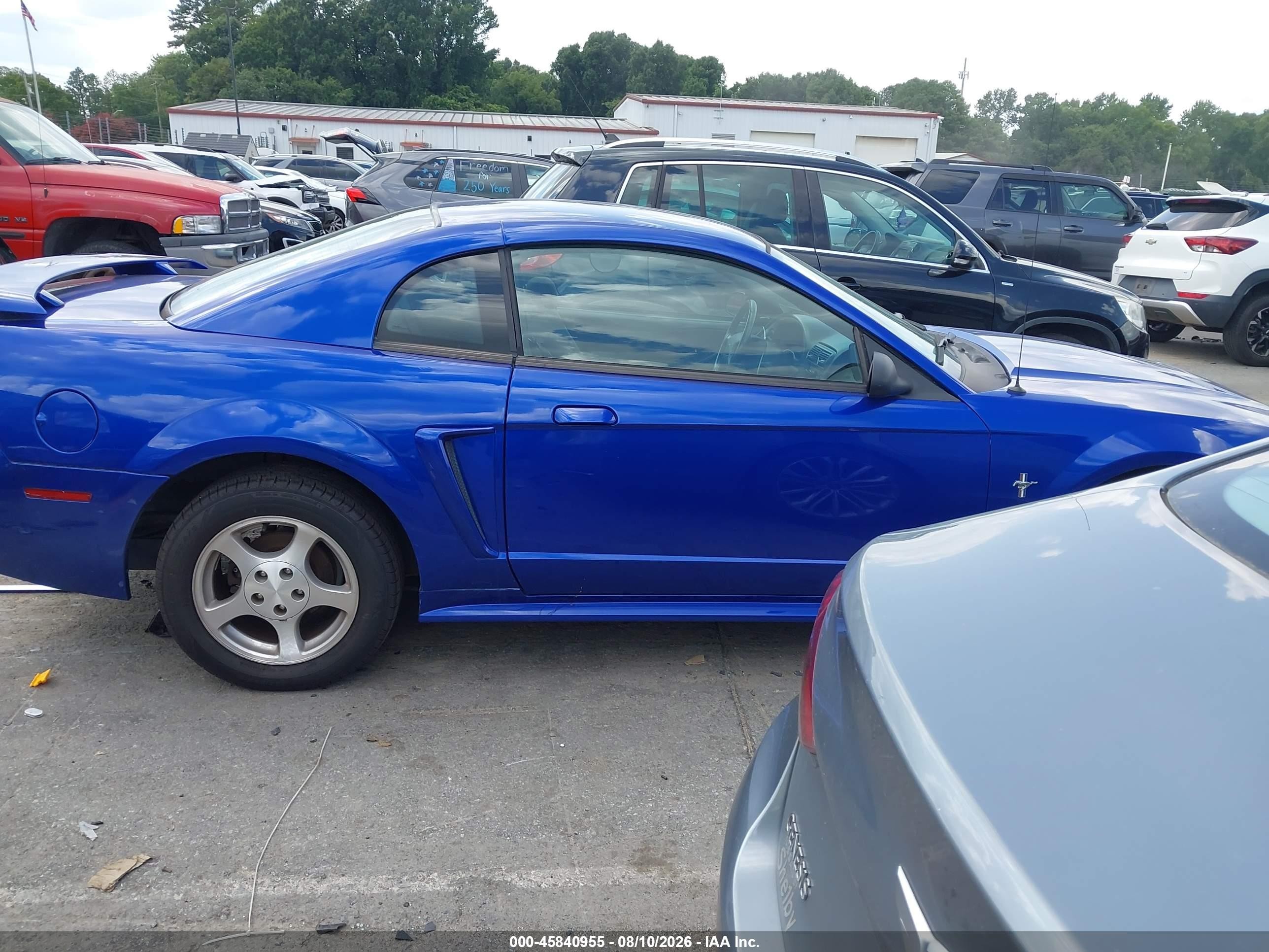 2003 Ford Mustang   Blue vin: 1FAFP40473F303333