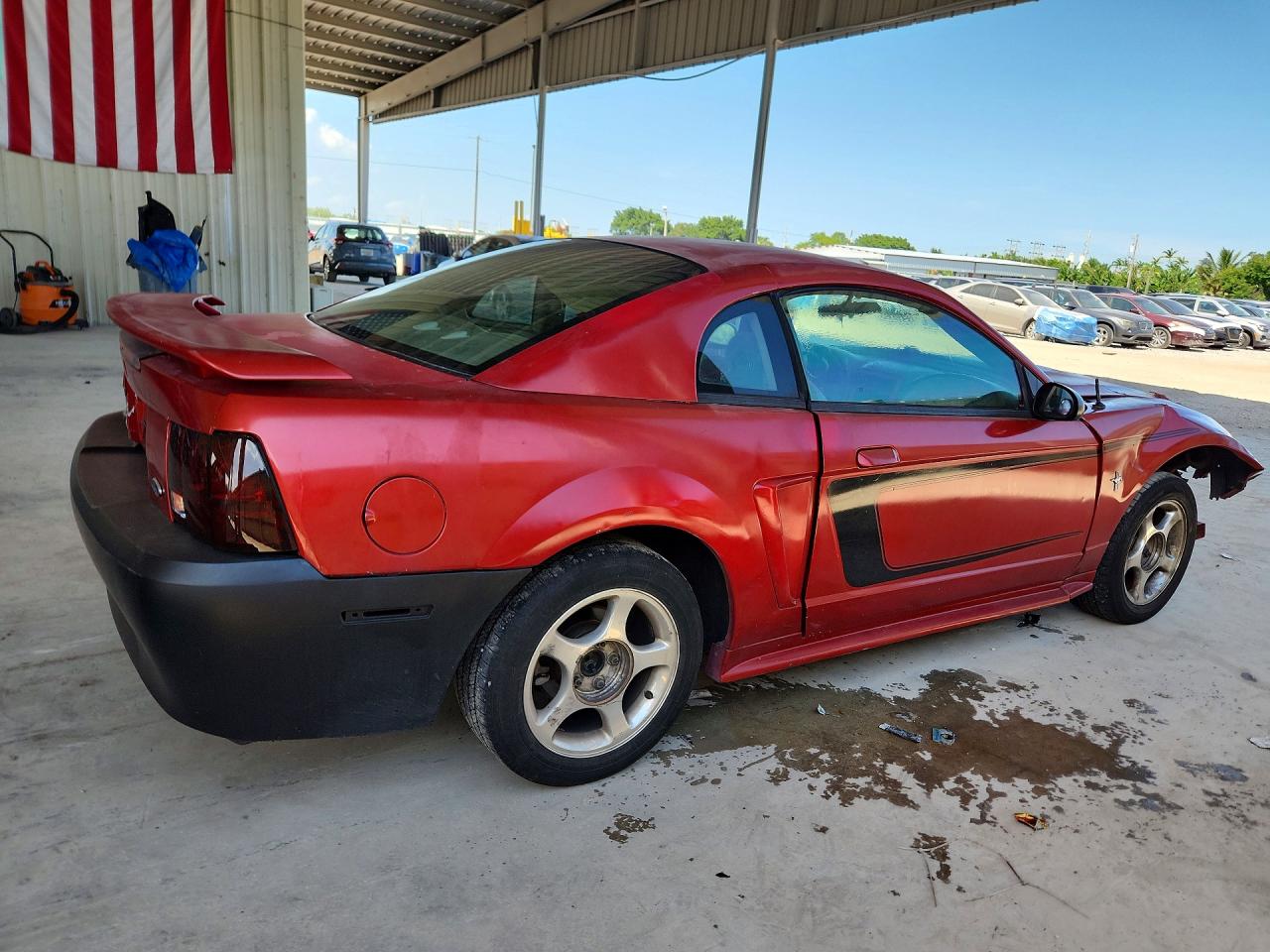 2003 Ford Mustang Red vin: 1FAFP40473F353617