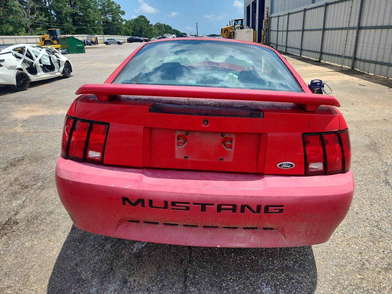 2003 Ford Mustang Red vin: 1FAFP40473F411550