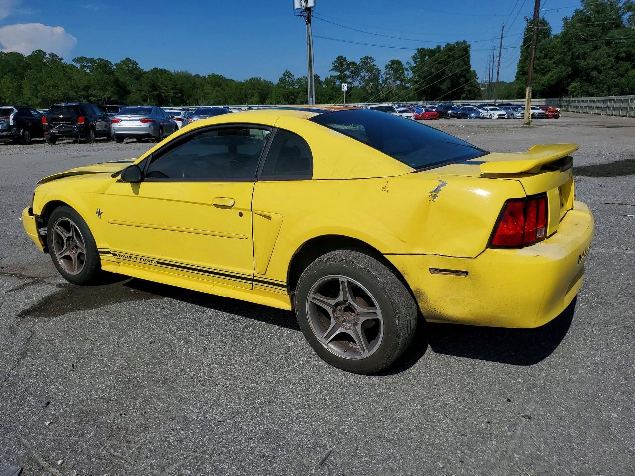 2003 Ford Mustang Yellow vin: 1FAFP40473F439350