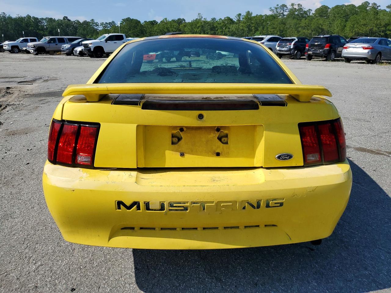 2003 Ford Mustang Yellow vin: 1FAFP40473F439350