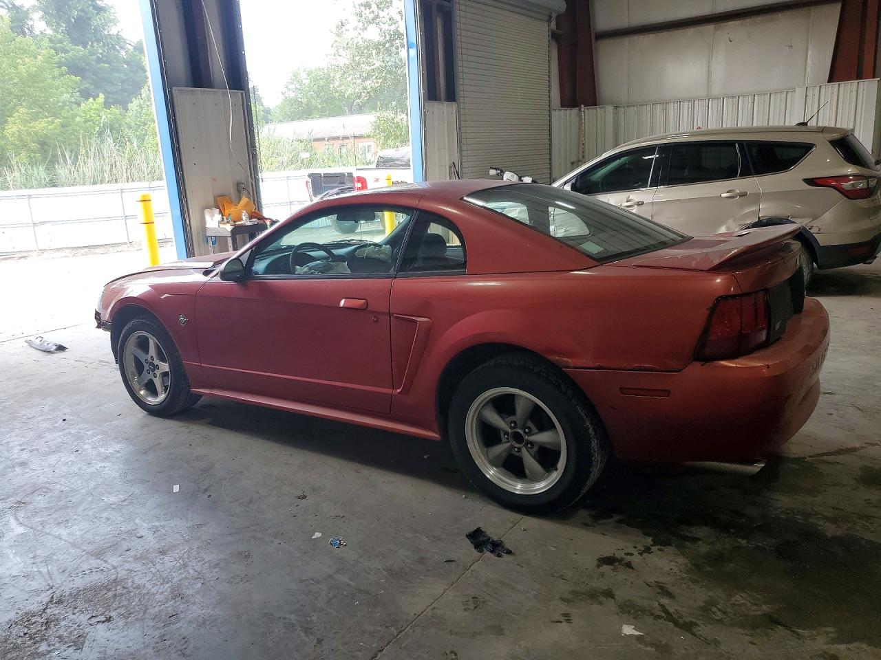 1999 Ford Mustang Red vin: 1FAFP4047XF145310