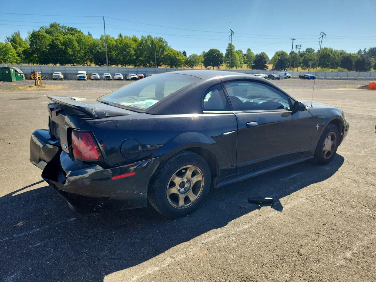 2000 Ford Mustang Black vin: 1FAFP4047YF123843