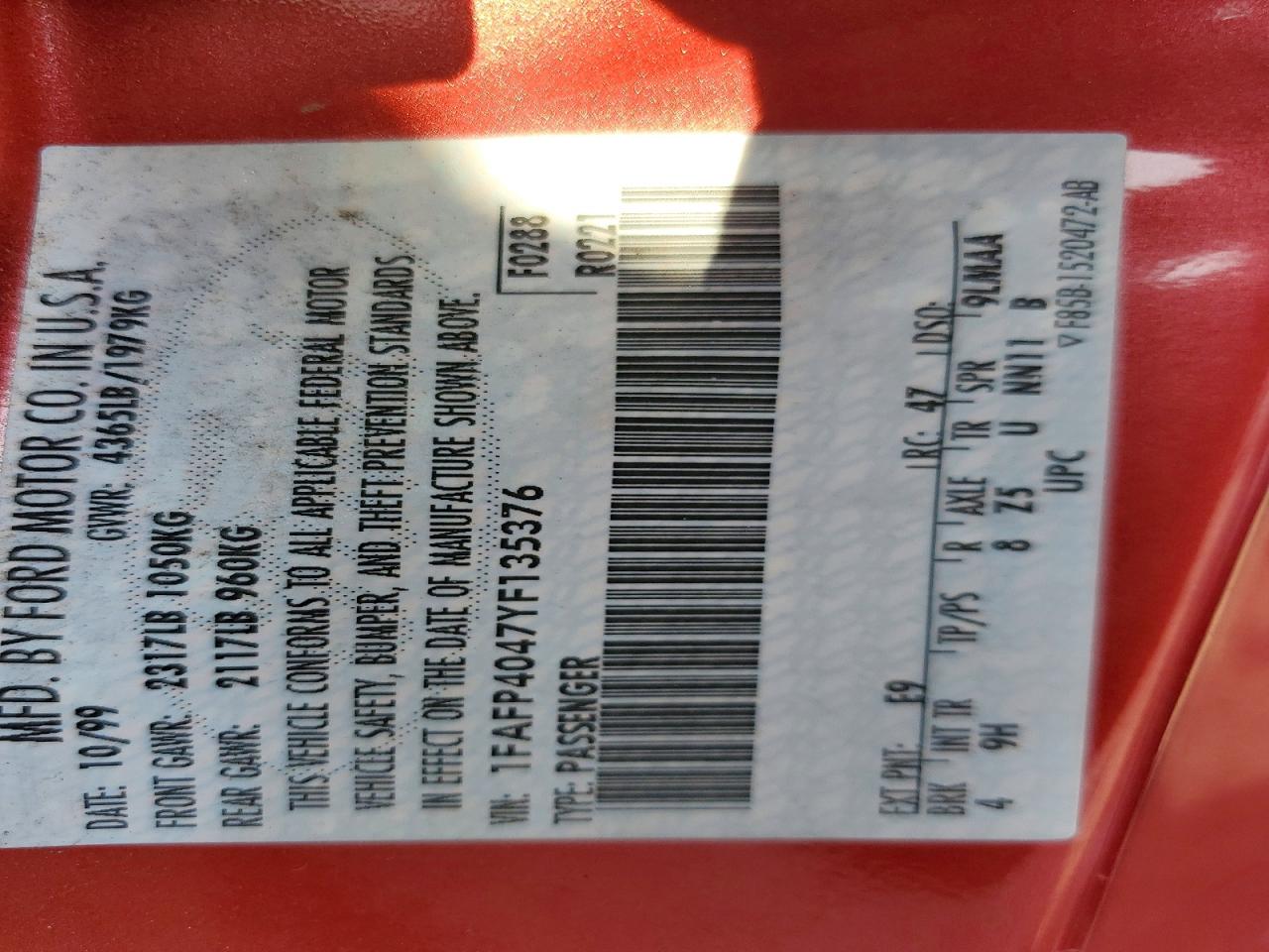 2000 Ford Mustang Red vin: 1FAFP4047YF135376
