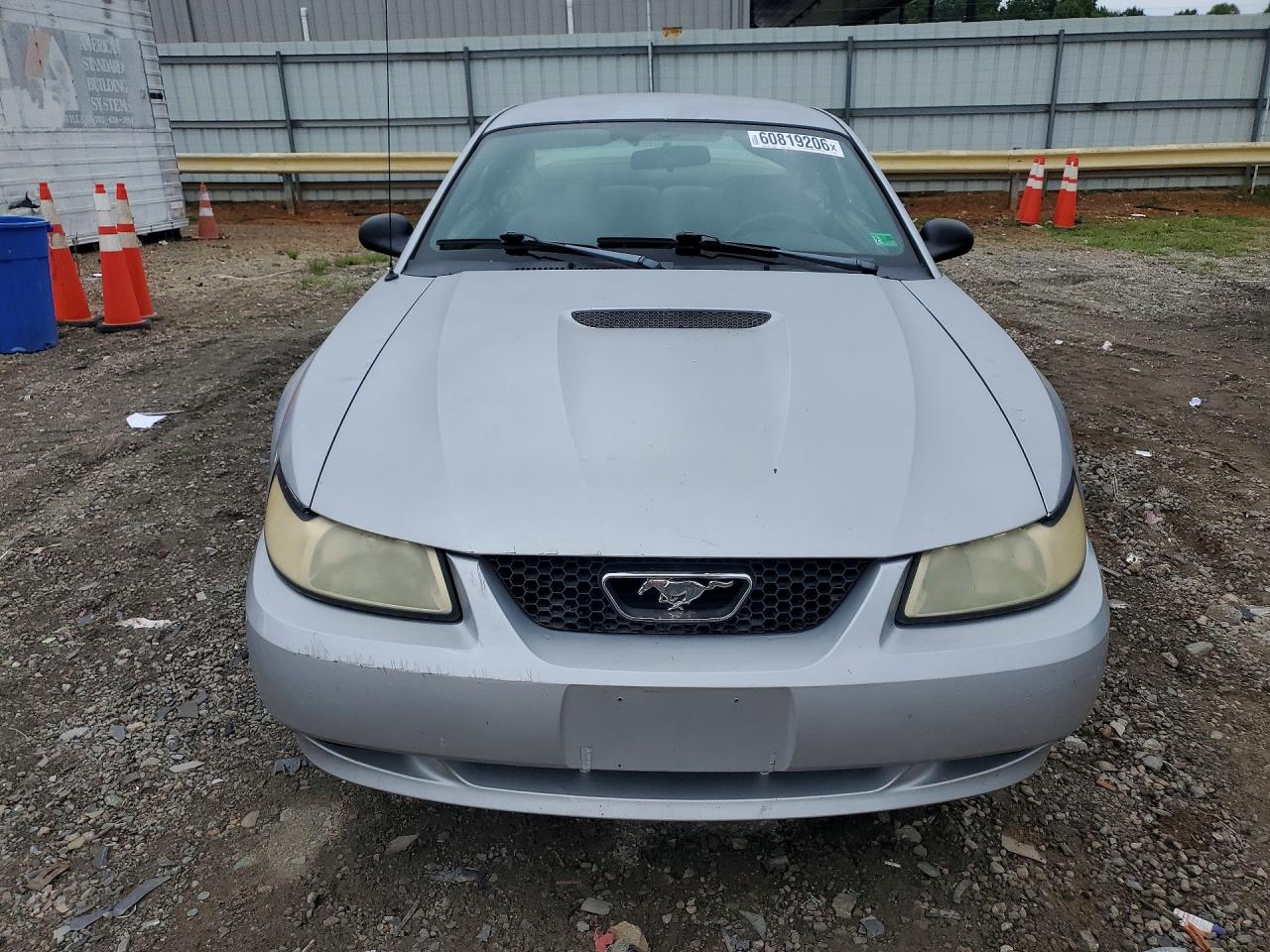 2000 Ford Mustang Silver vin: 1FAFP4047YF226325