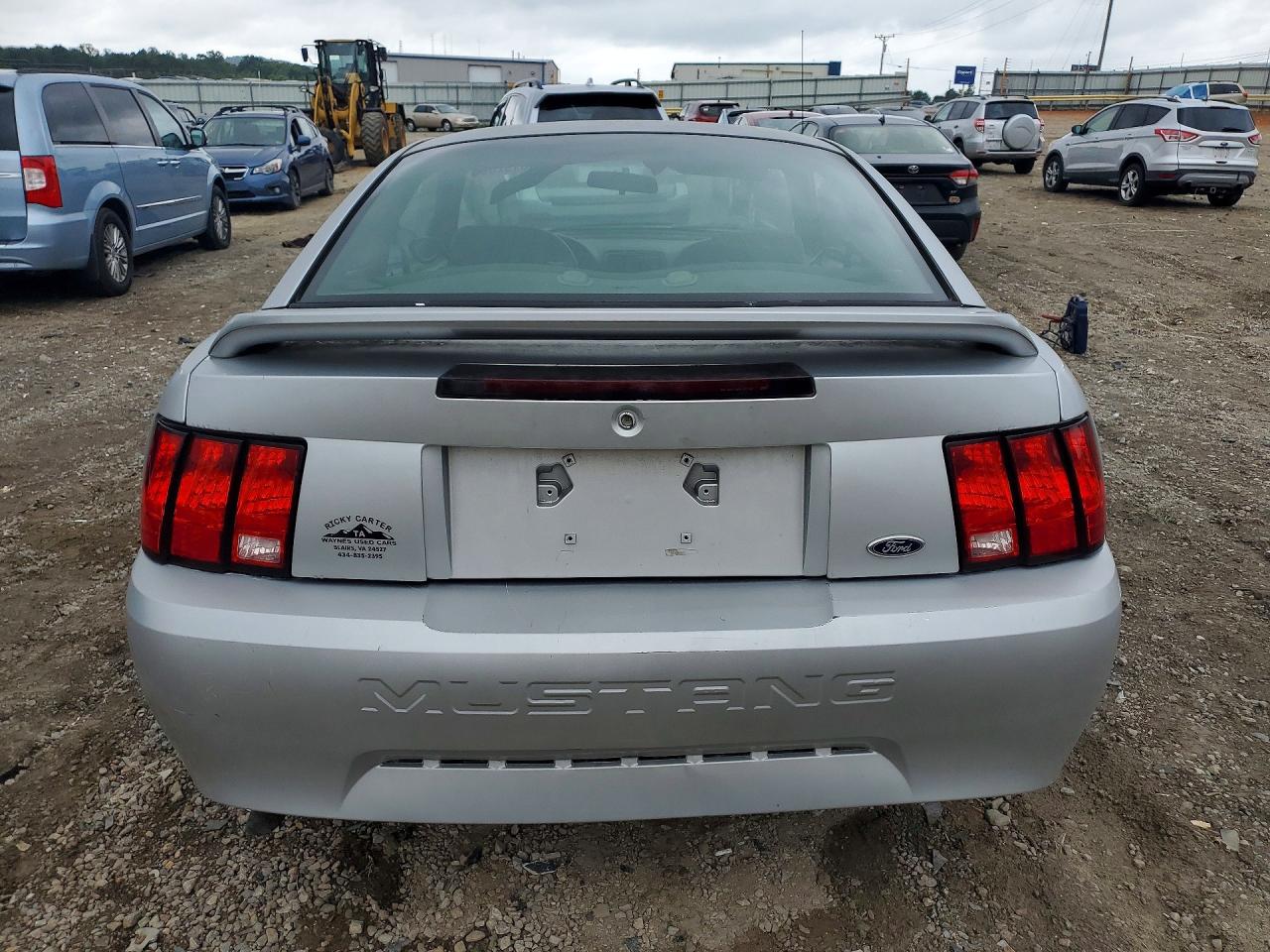2000 Ford Mustang Silver vin: 1FAFP4047YF226325
