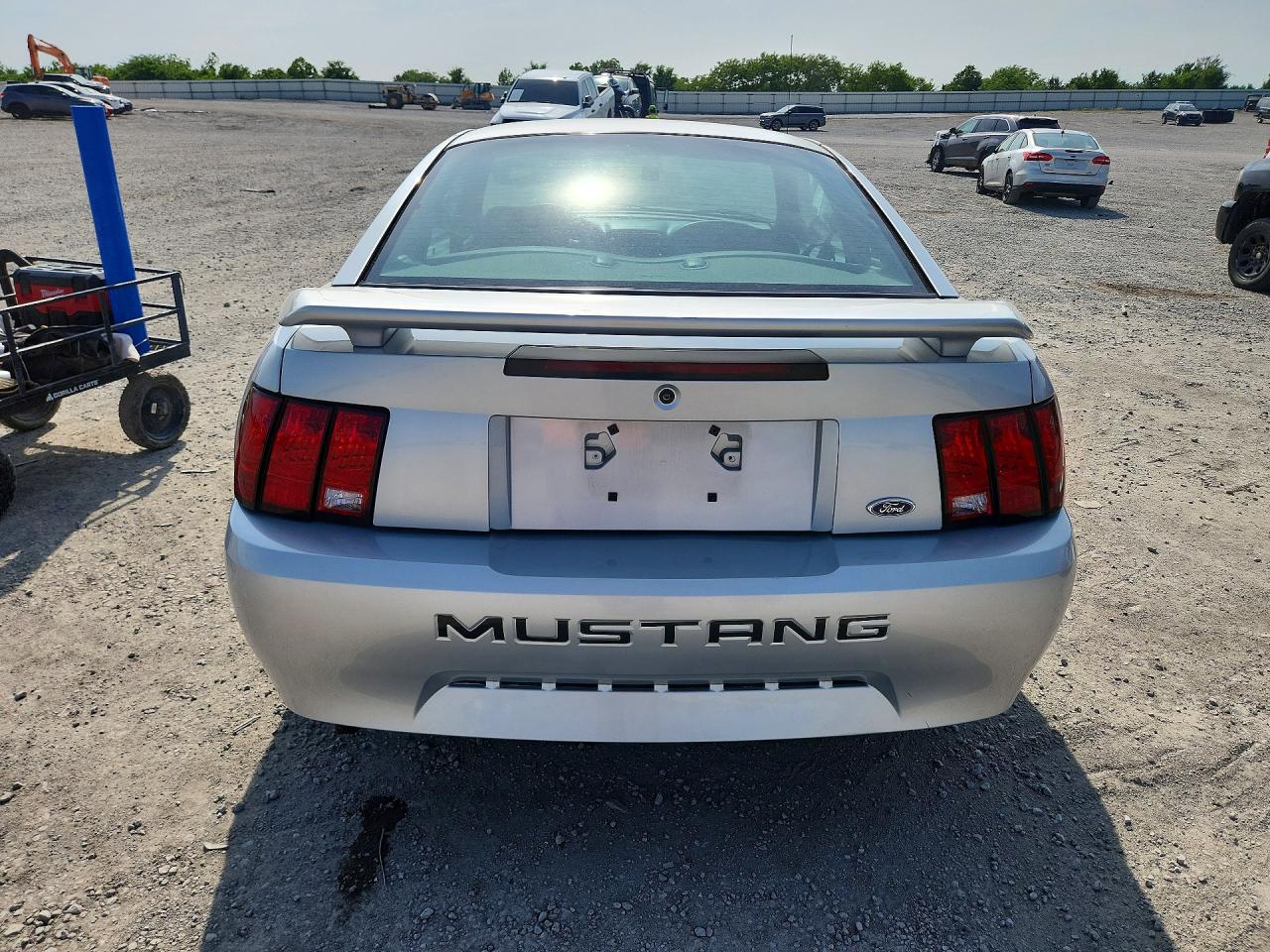 2001 Ford Mustang Silver vin: 1FAFP40481F179327