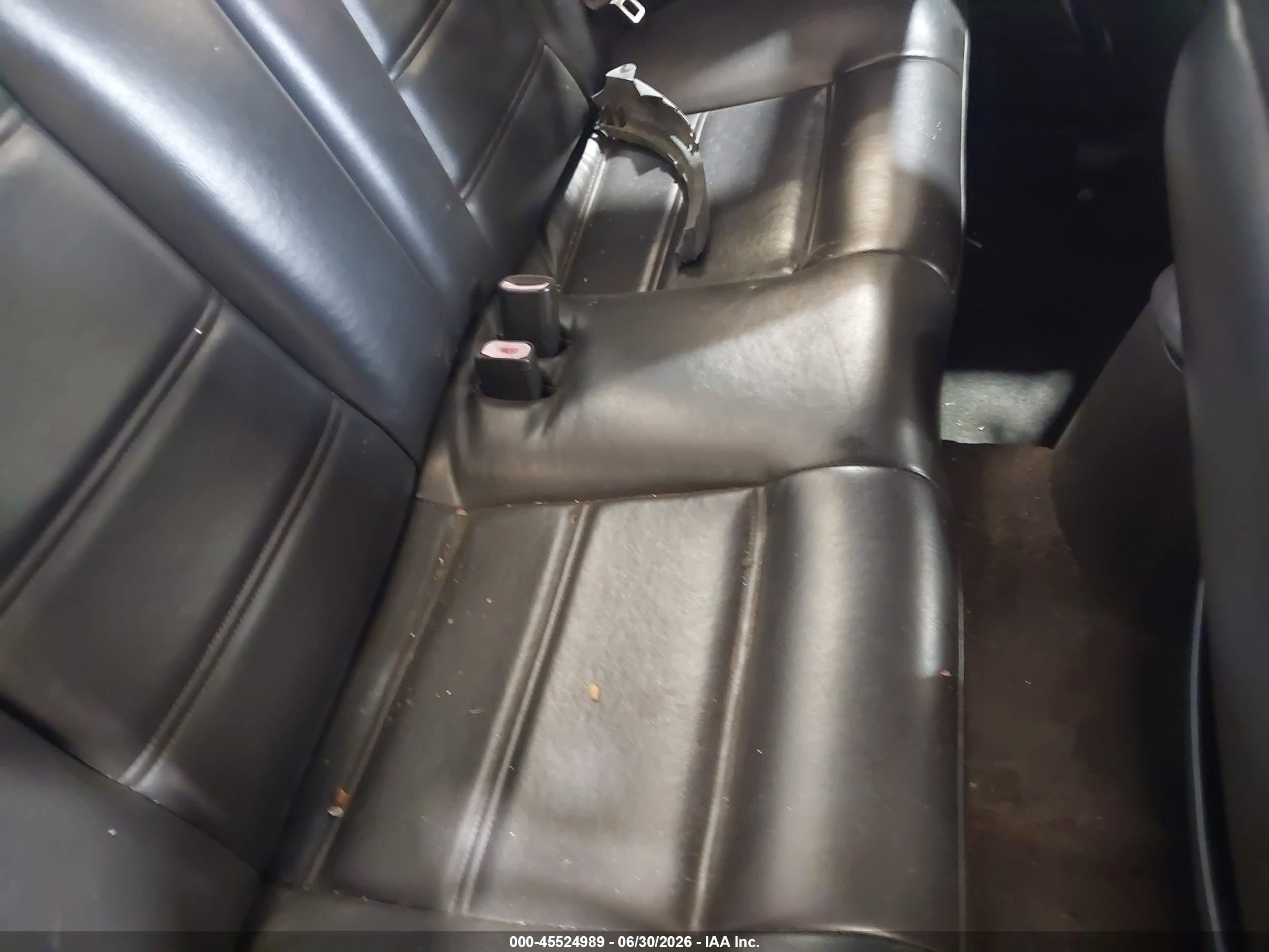 2002 Ford Mustang Deluxe/premium/standard Серебряный vin: 1FAFP40482F169849