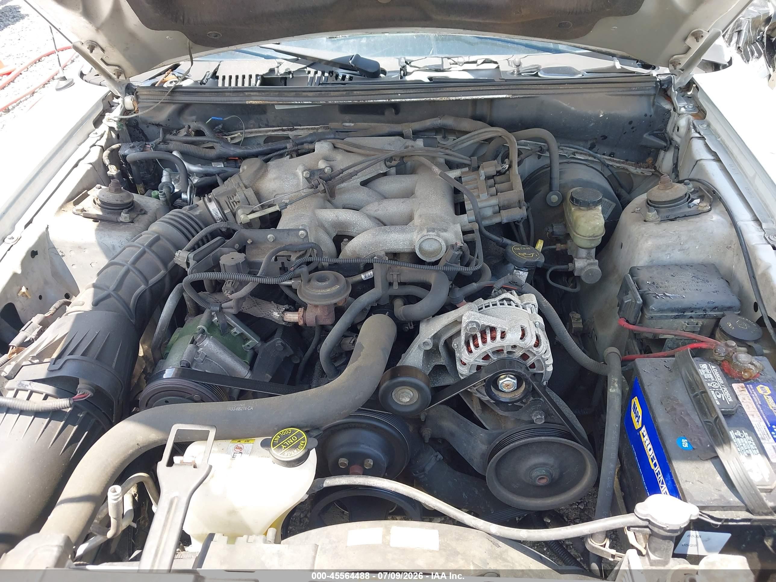 2003 Ford Mustang   Silver vin: 1FAFP40483F306175