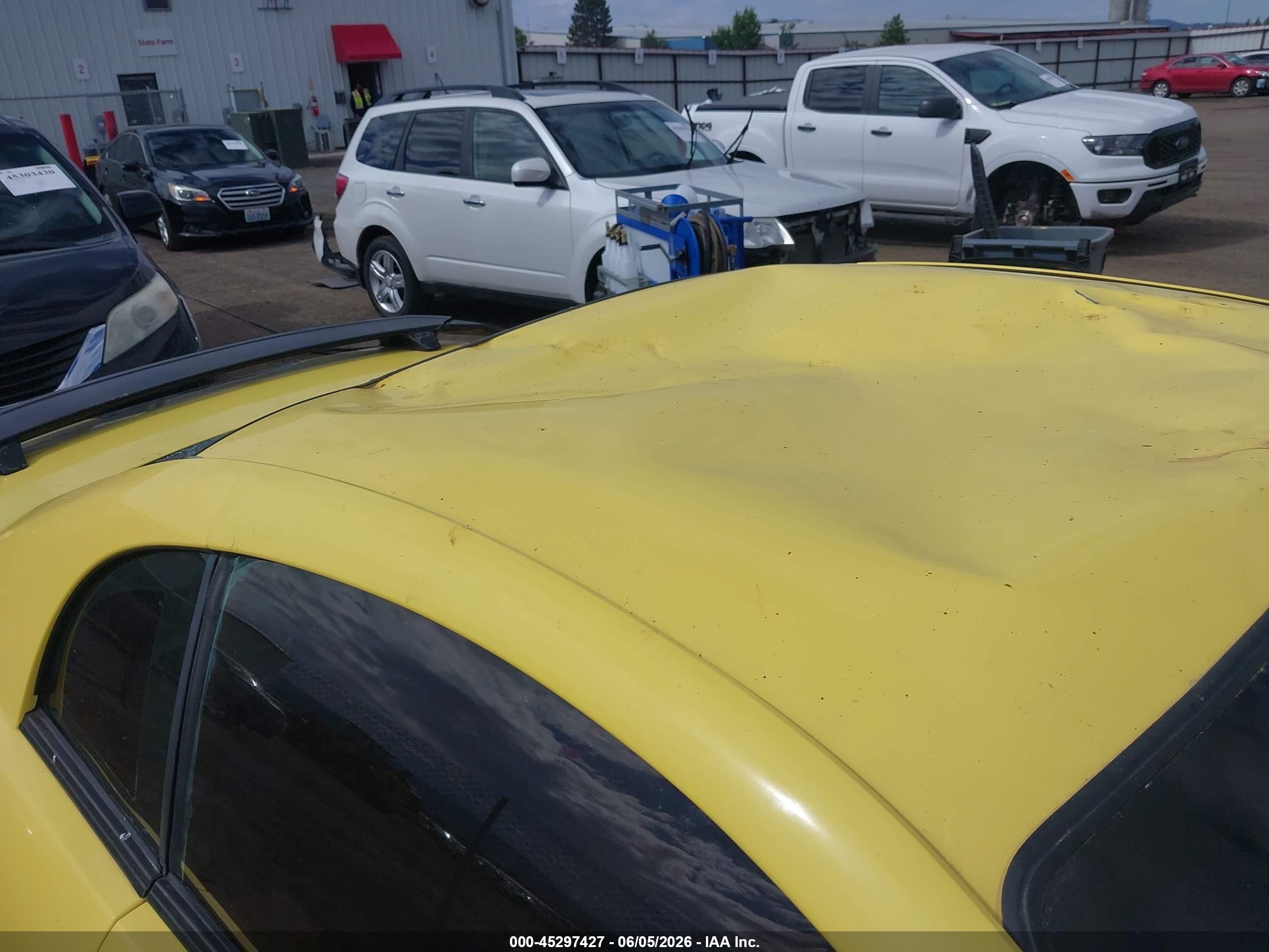2003 Ford Mustang   Yellow vin: 1FAFP40483F324885