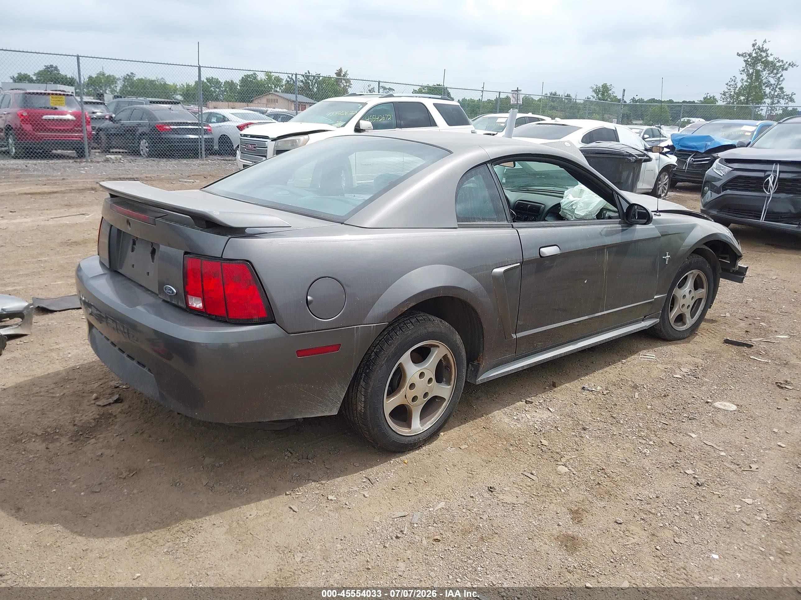 2003 Ford Mustang   Gray vin: 1FAFP40483F349415
