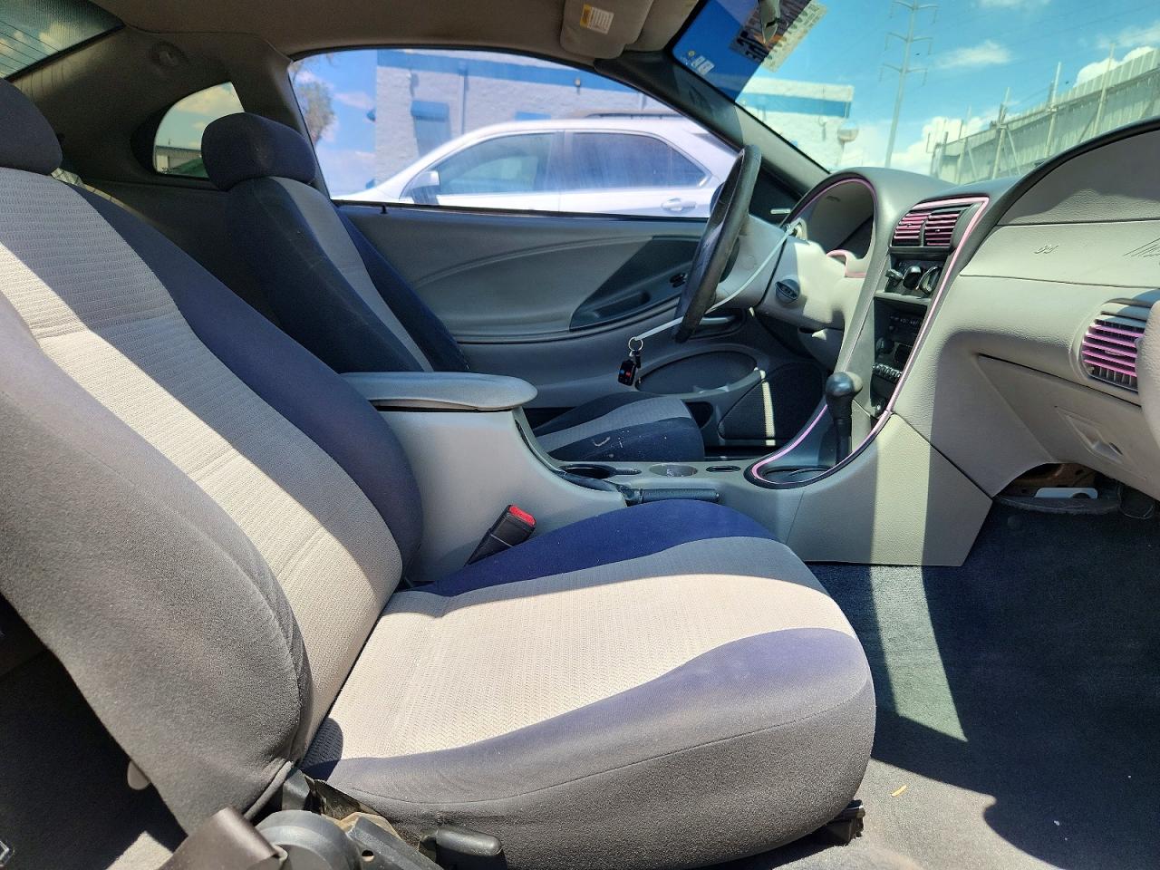 2003 Ford Mustang White vin: 1FAFP40483F363749