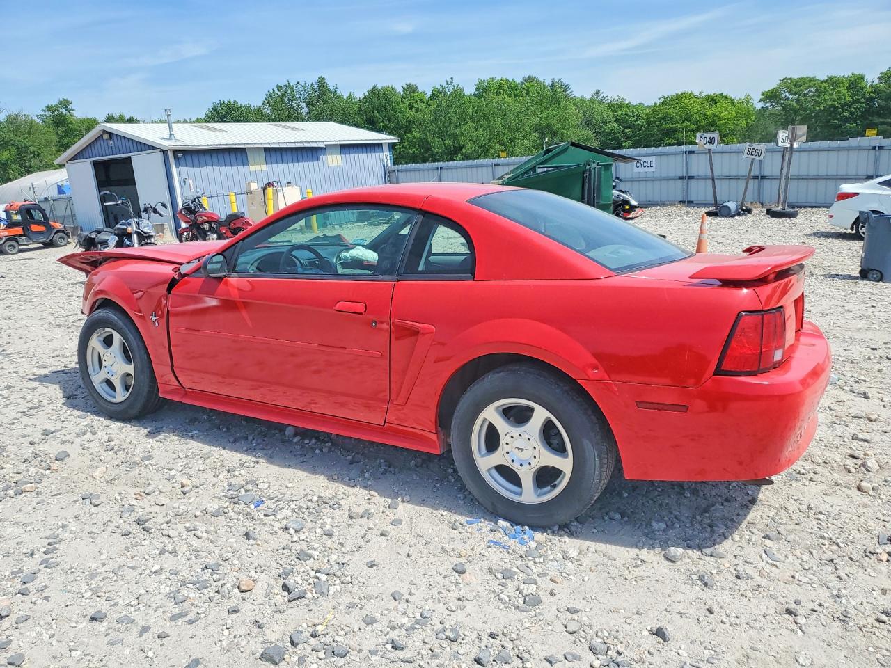 2003 Ford Mustang Red vin: 1FAFP40483F437798
