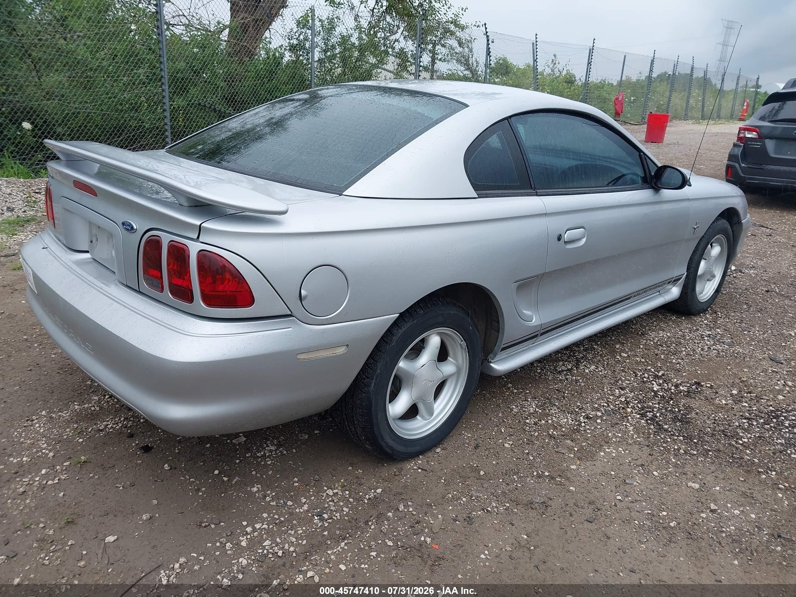 1998 Ford Mustang   Silver vin: 1FAFP4048WF266233