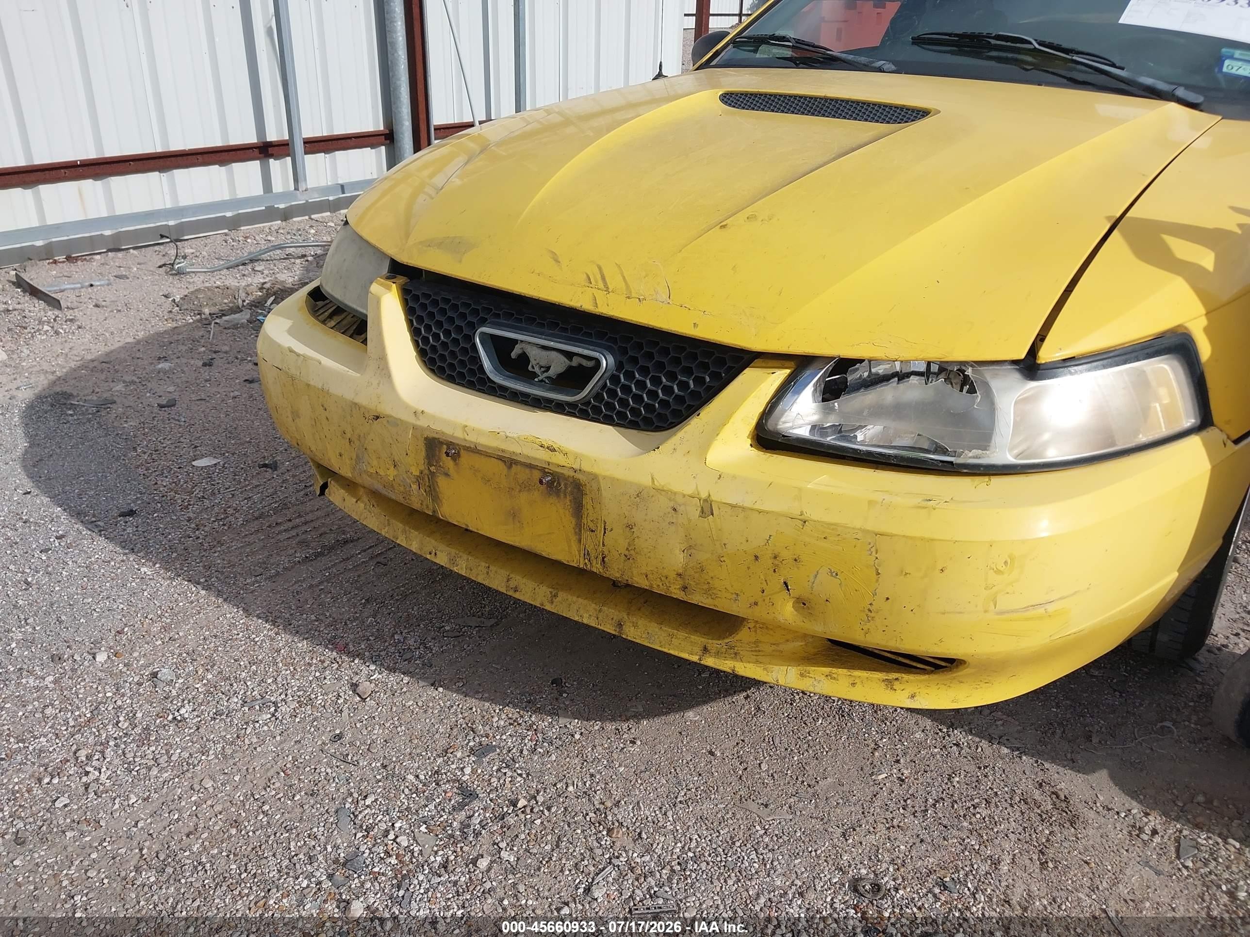 1999 Ford Mustang   Желтый vin: 1FAFP4048XF183211
