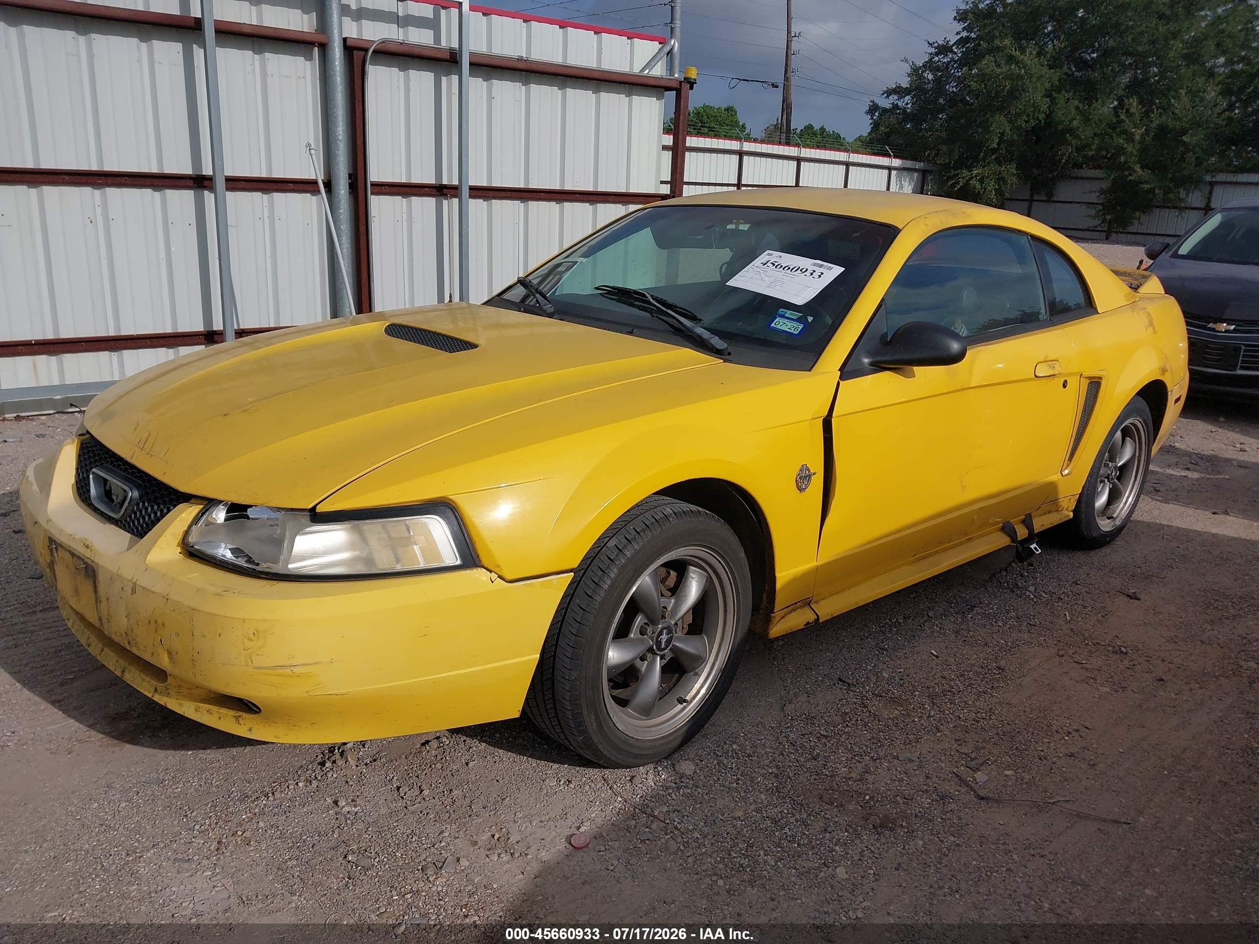 1999 Ford Mustang   Желтый vin: 1FAFP4048XF183211