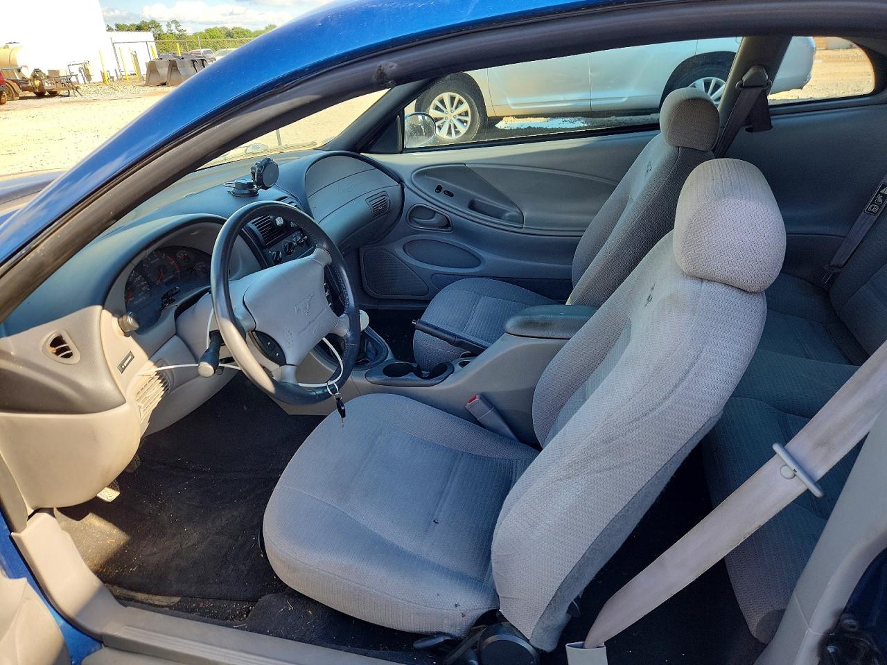 1999 Ford Mustang Blue vin: 1FAFP4048XF235355