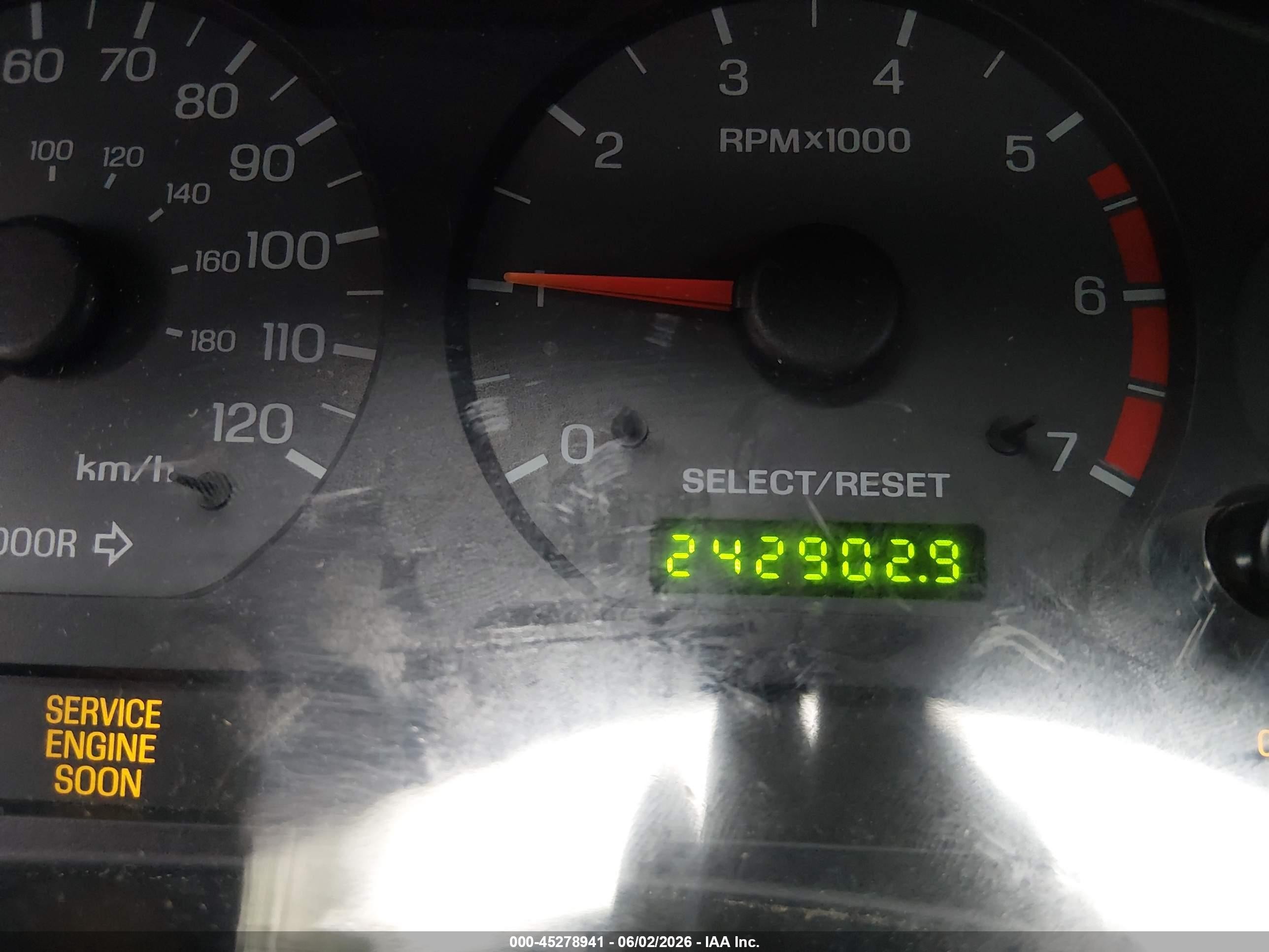 2001 Ford Mustang   Beige vin: 1FAFP40491F127334