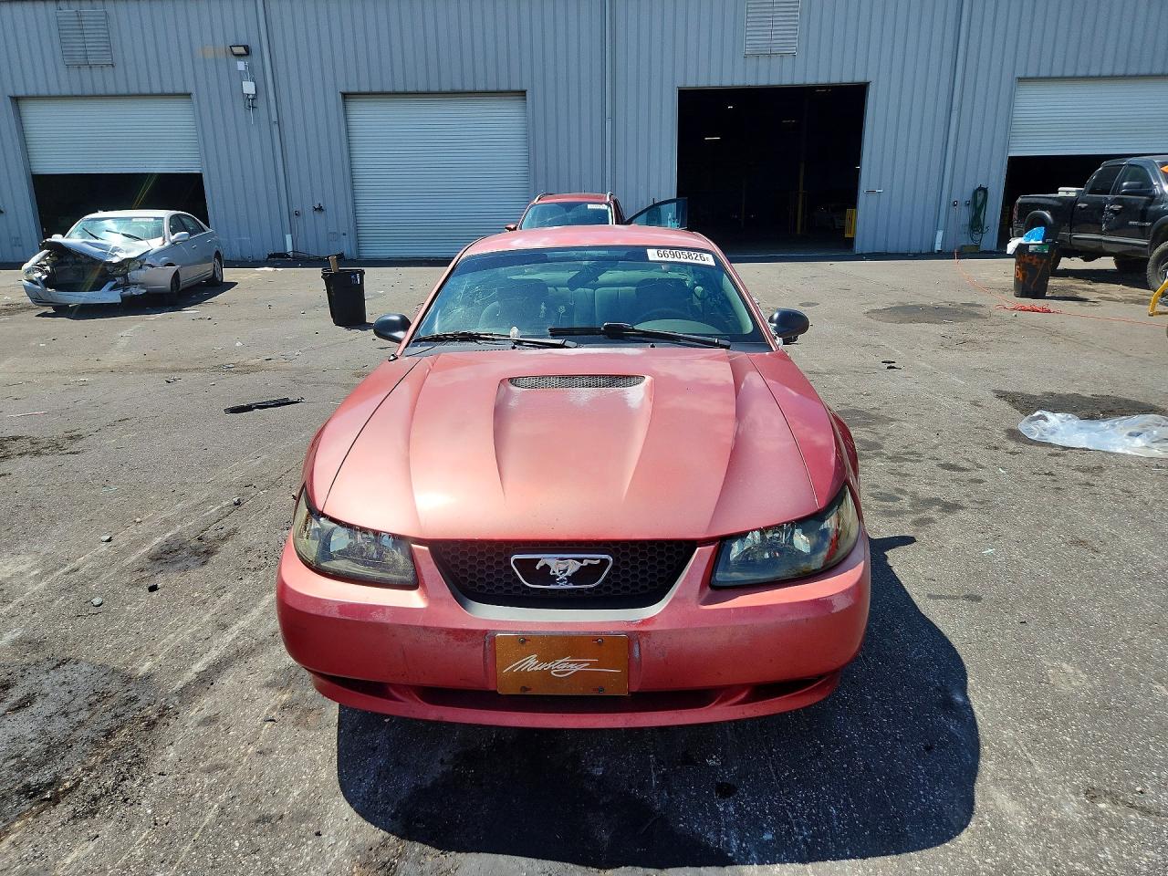 2001 Ford Mustang Red vin: 1FAFP40491F253130