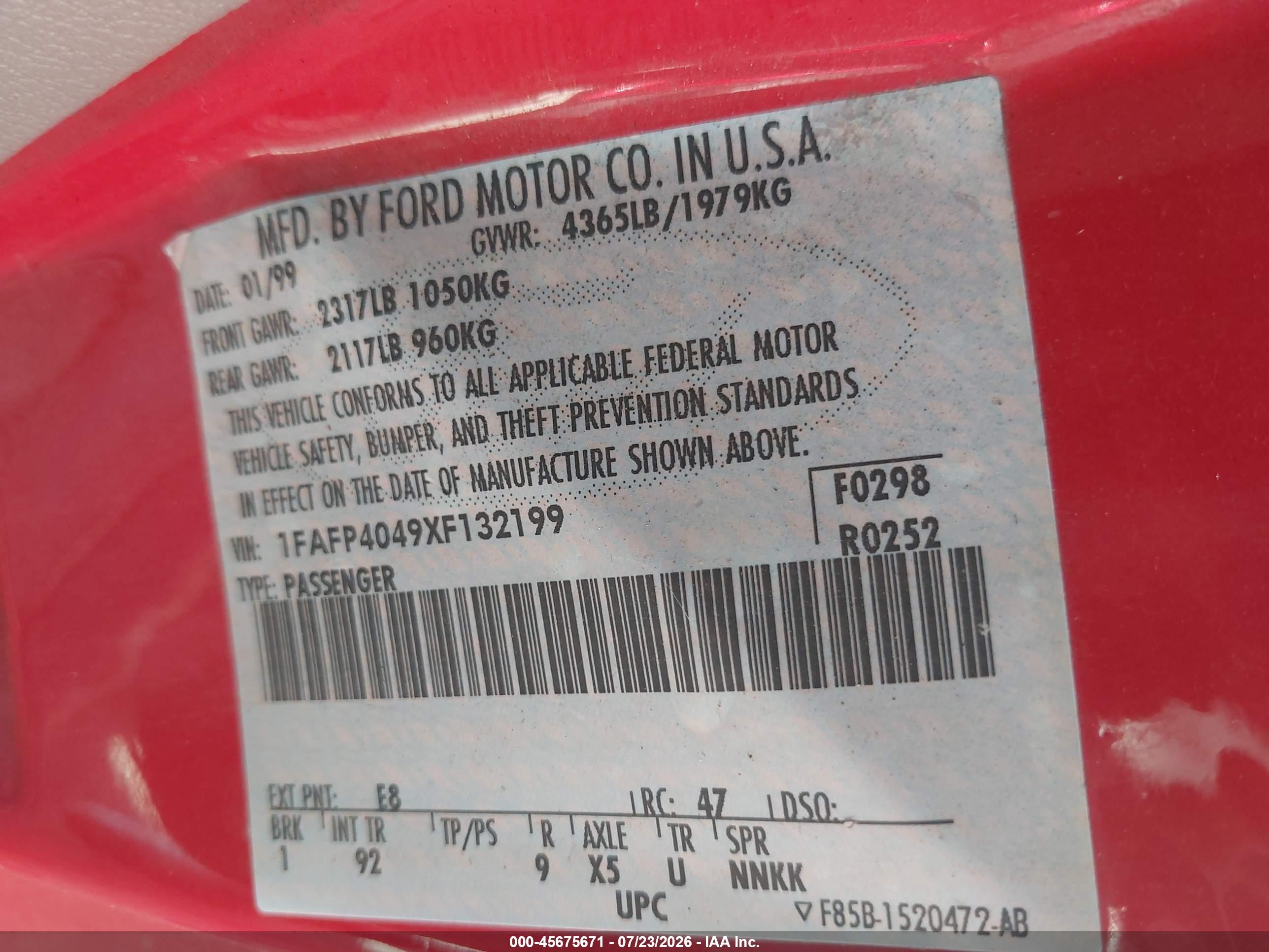1999 Ford Mustang   Red vin: 1FAFP4049XF132199