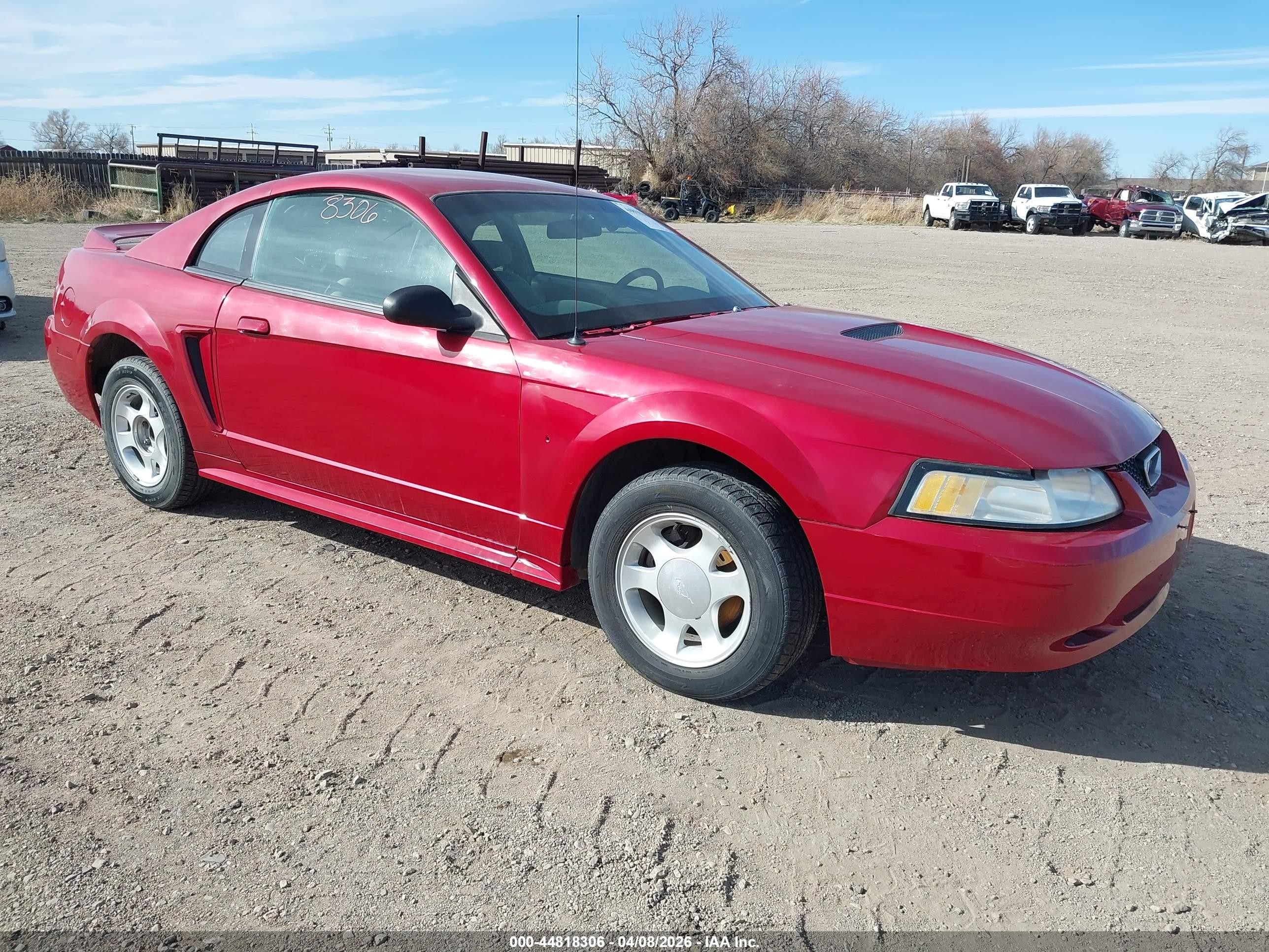 1999 Ford Mustang Красный vin: 1FAFP4049XF145471