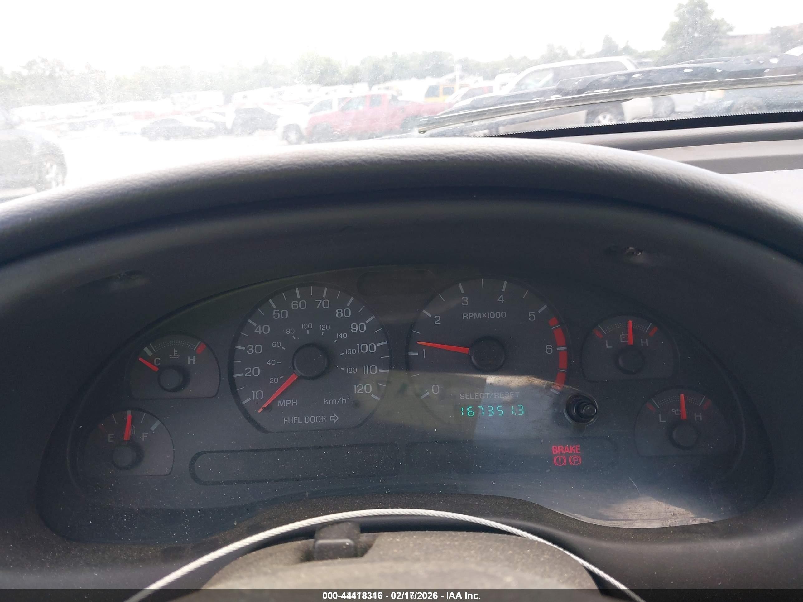 2000 Ford Mustang   Burgundy vin: 1FAFP4049YF303390