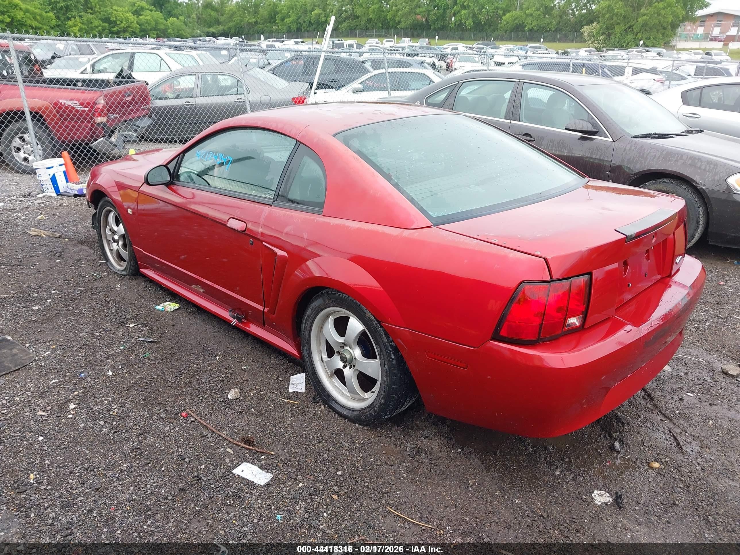 2000 Ford Mustang   Burgundy vin: 1FAFP4049YF303390