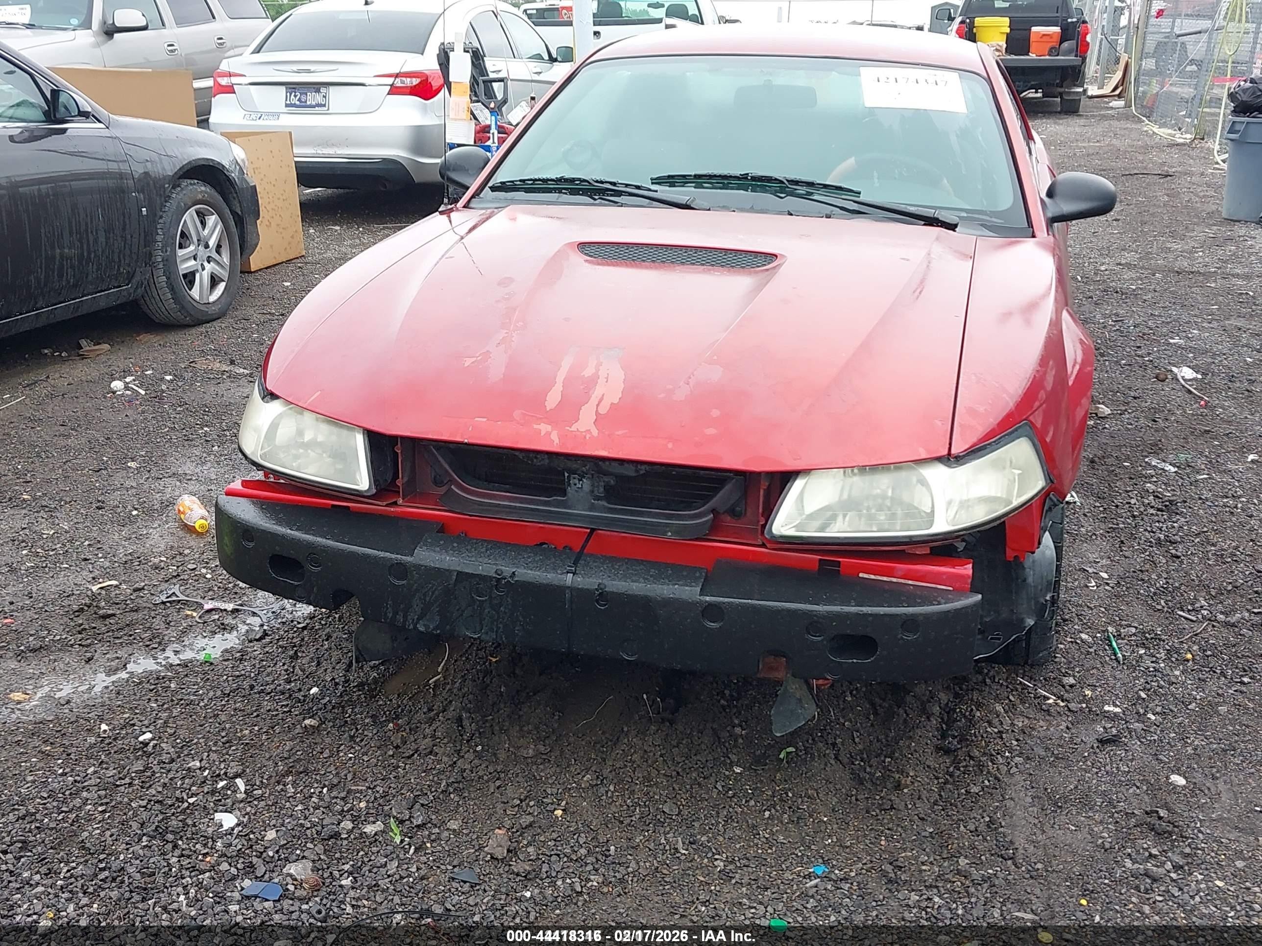 2000 Ford Mustang   Burgundy vin: 1FAFP4049YF303390