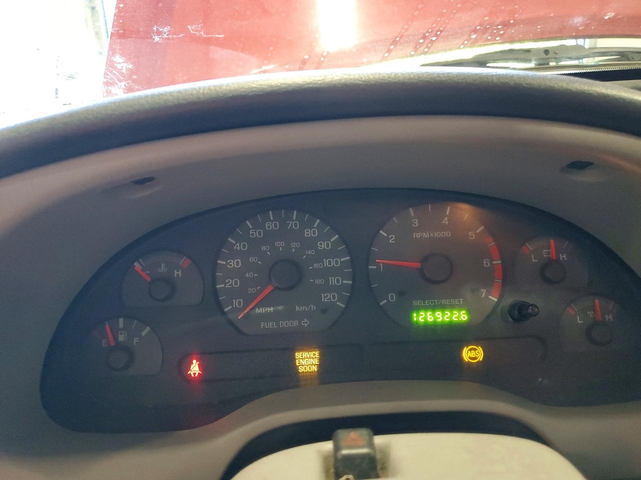 2001 Ford Mustang Red vin: 1FAFP404X1F154767