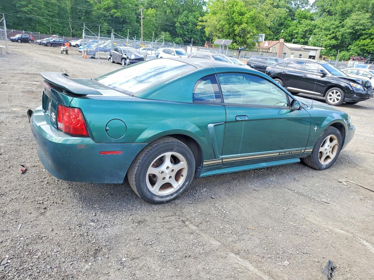2001 Ford Mustang Green vin: 1FAFP404X1F160570
