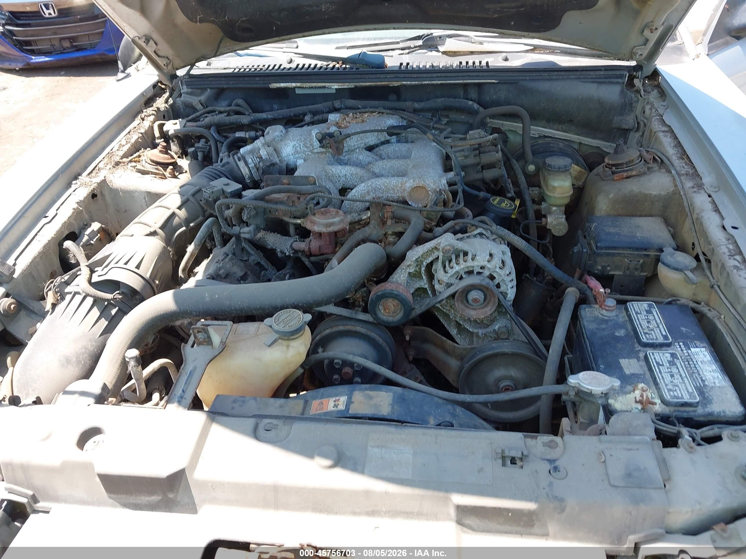 2002 Ford Mustang Deluxe/premium/standard Silver vin: 1FAFP404X2F202916