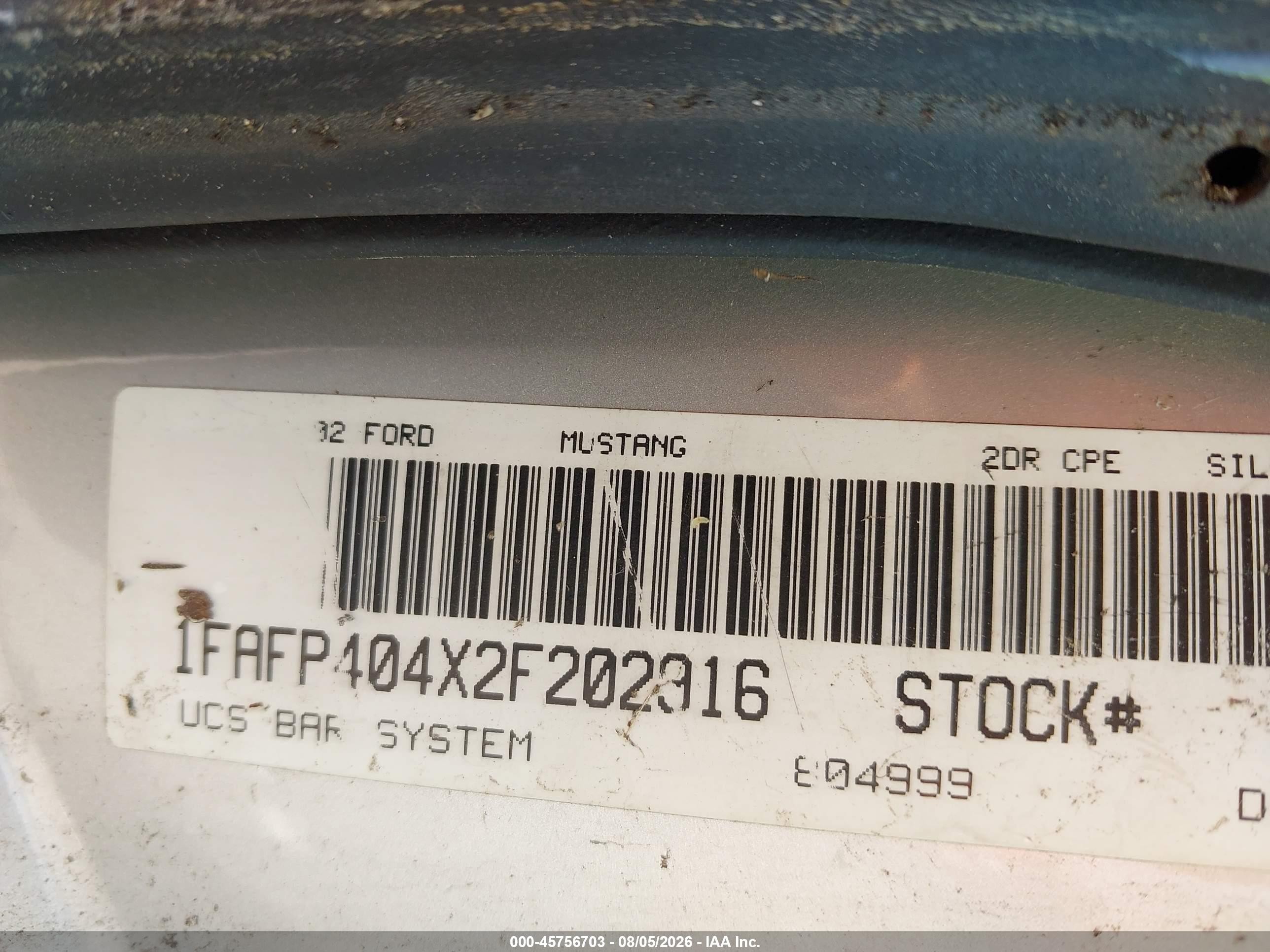 2002 Ford Mustang Deluxe/premium/standard Silver vin: 1FAFP404X2F202916