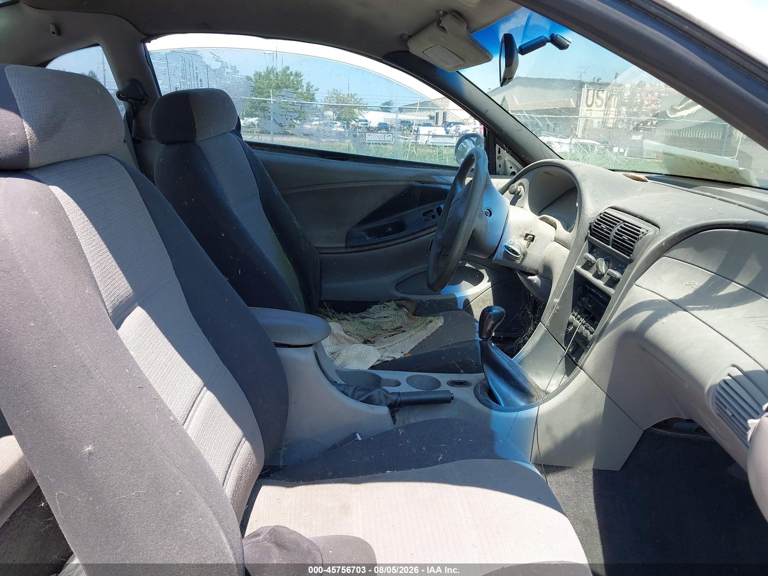 2002 Ford Mustang Deluxe/premium/standard Silver vin: 1FAFP404X2F202916