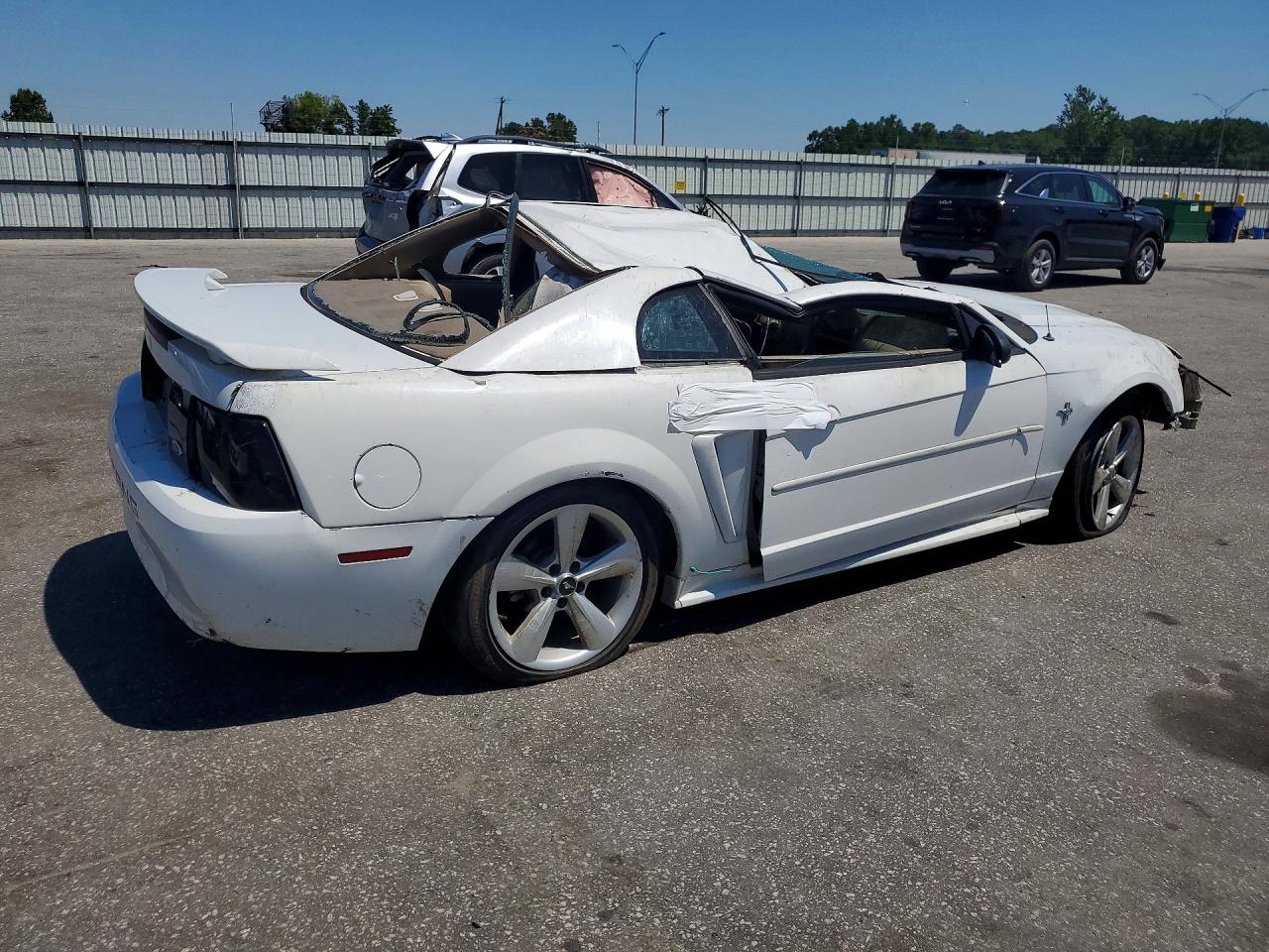 2002 Ford Mustang White vin: 1FAFP404X2F213723