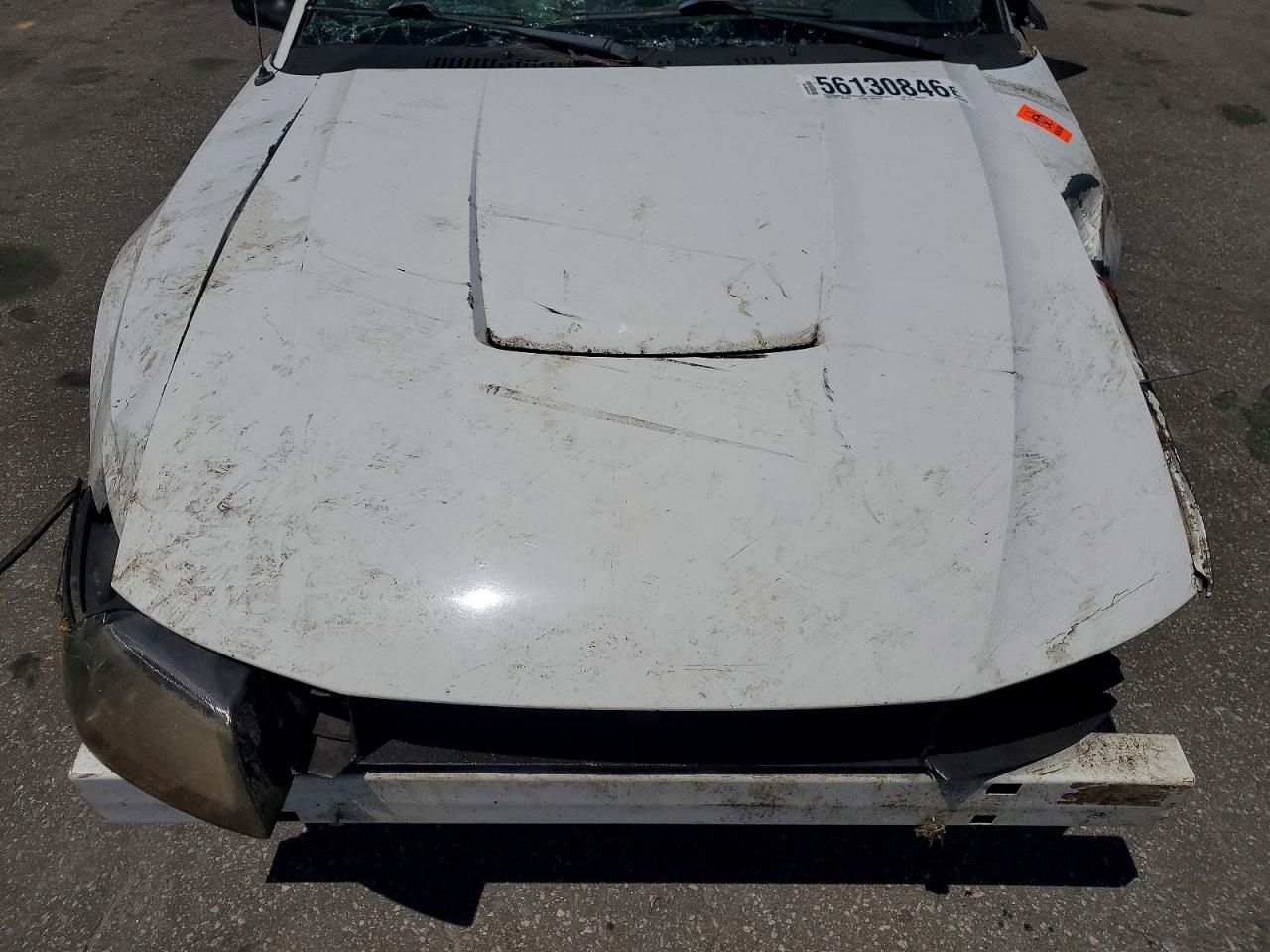 2002 Ford Mustang White vin: 1FAFP404X2F213723