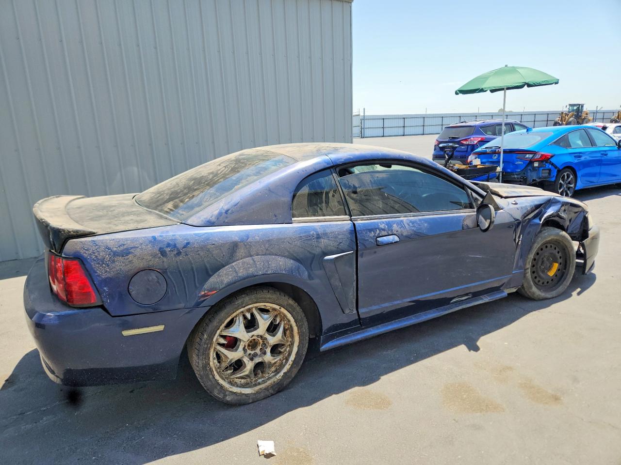 2003 Ford Mustang Blue vin: 1FAFP404X3F444560