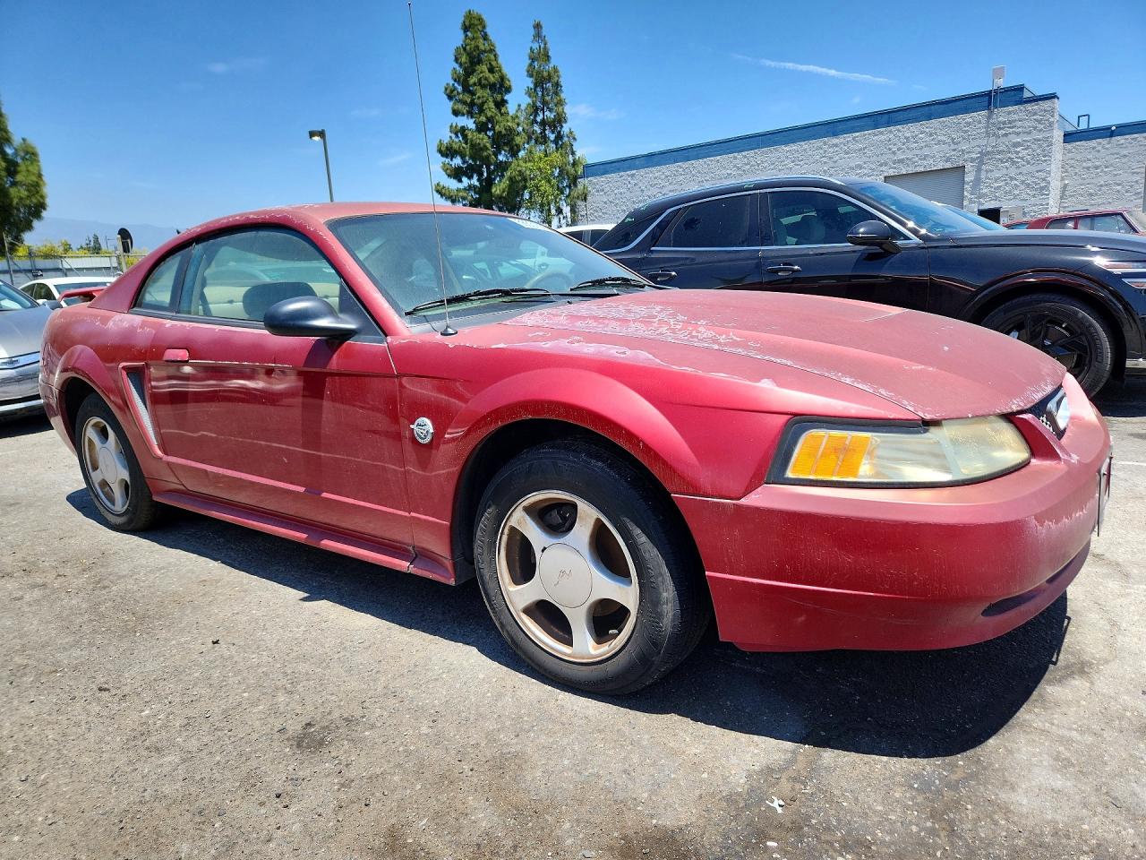 2004 Ford Mustang Red vin: 1FAFP404X4F103340