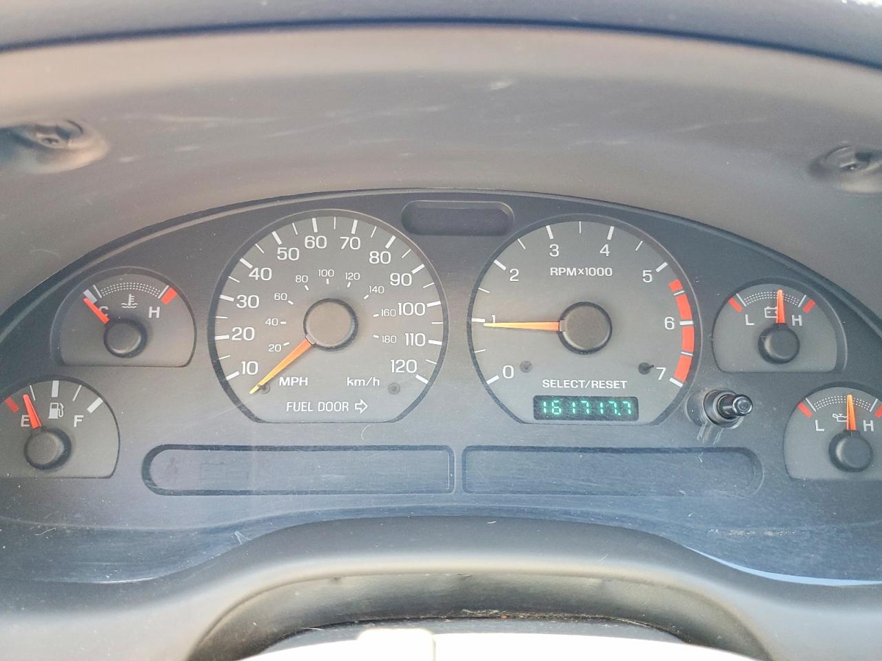 1999 Ford Mustang Red vin: 1FAFP404XXF228892