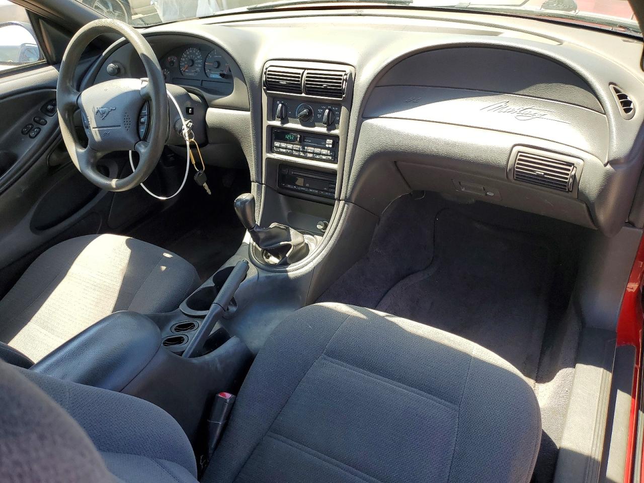 1999 Ford Mustang Red vin: 1FAFP404XXF228892