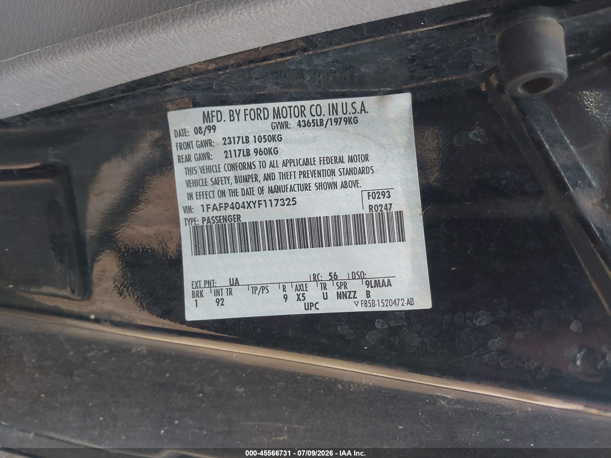 2000 Ford Mustang   Black vin: 1FAFP404XYF117325