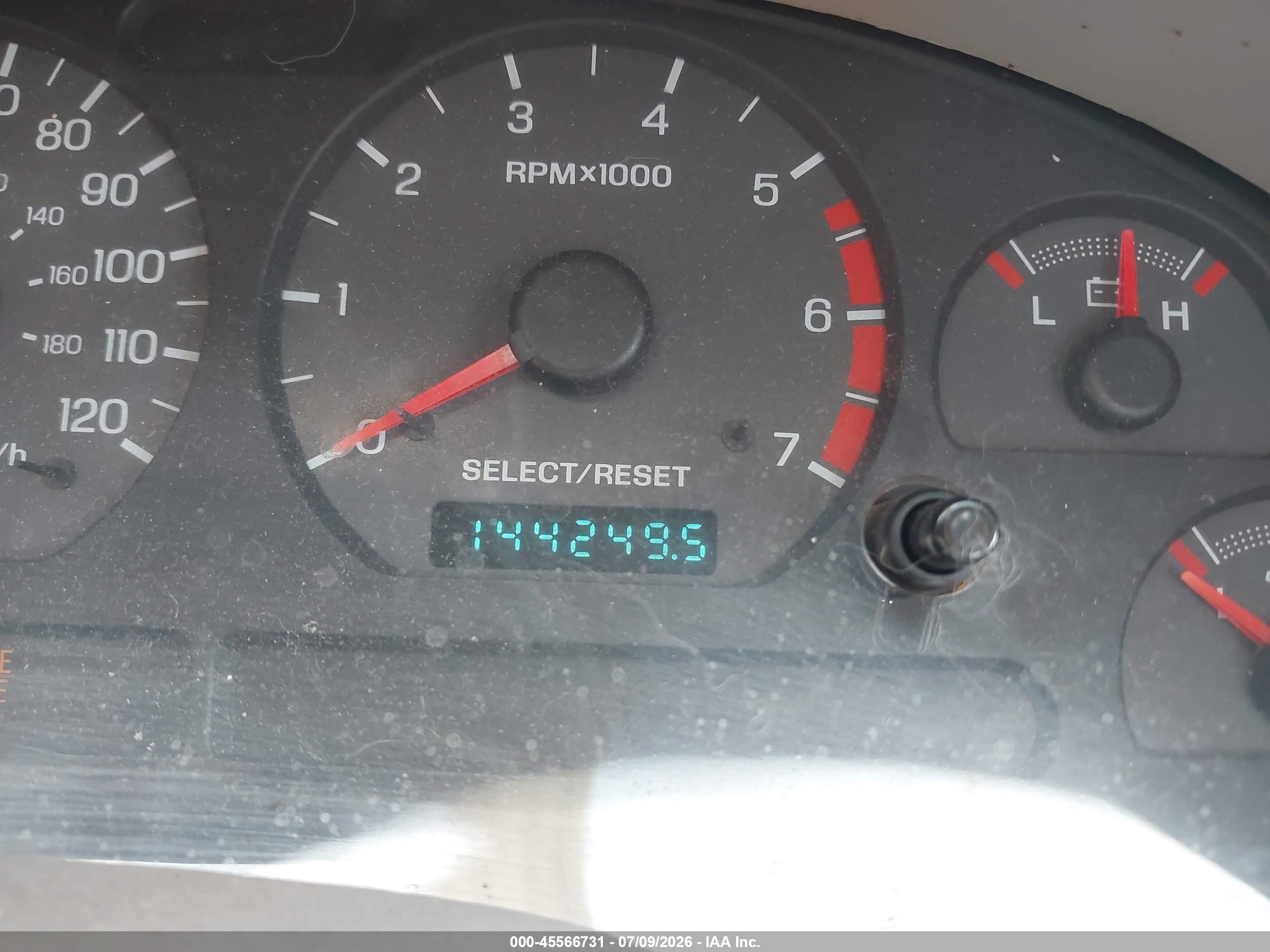 2000 Ford Mustang   Black vin: 1FAFP404XYF117325