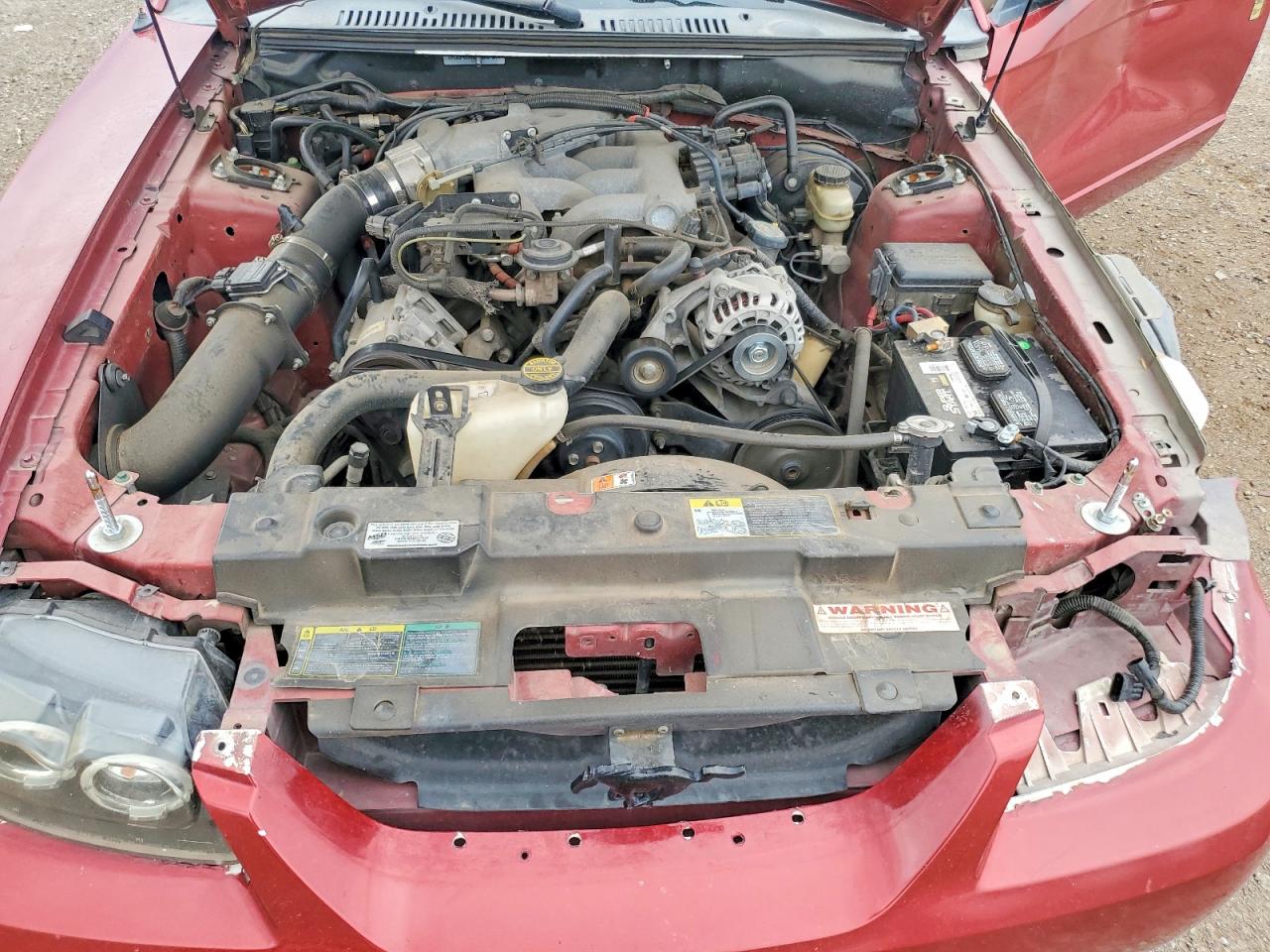 2004 Ford Mustang Red vin: 1FAFP40604F169848