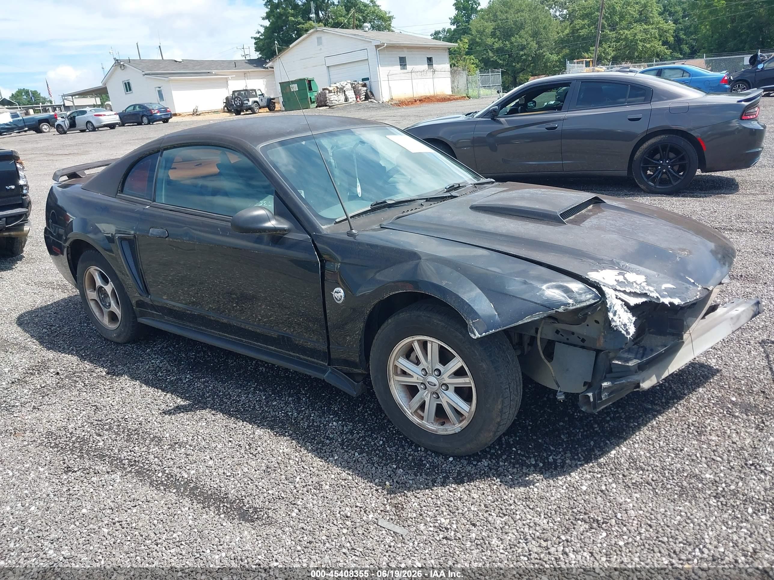 2004 Ford Mustang   Black vin: 1FAFP40604F202671