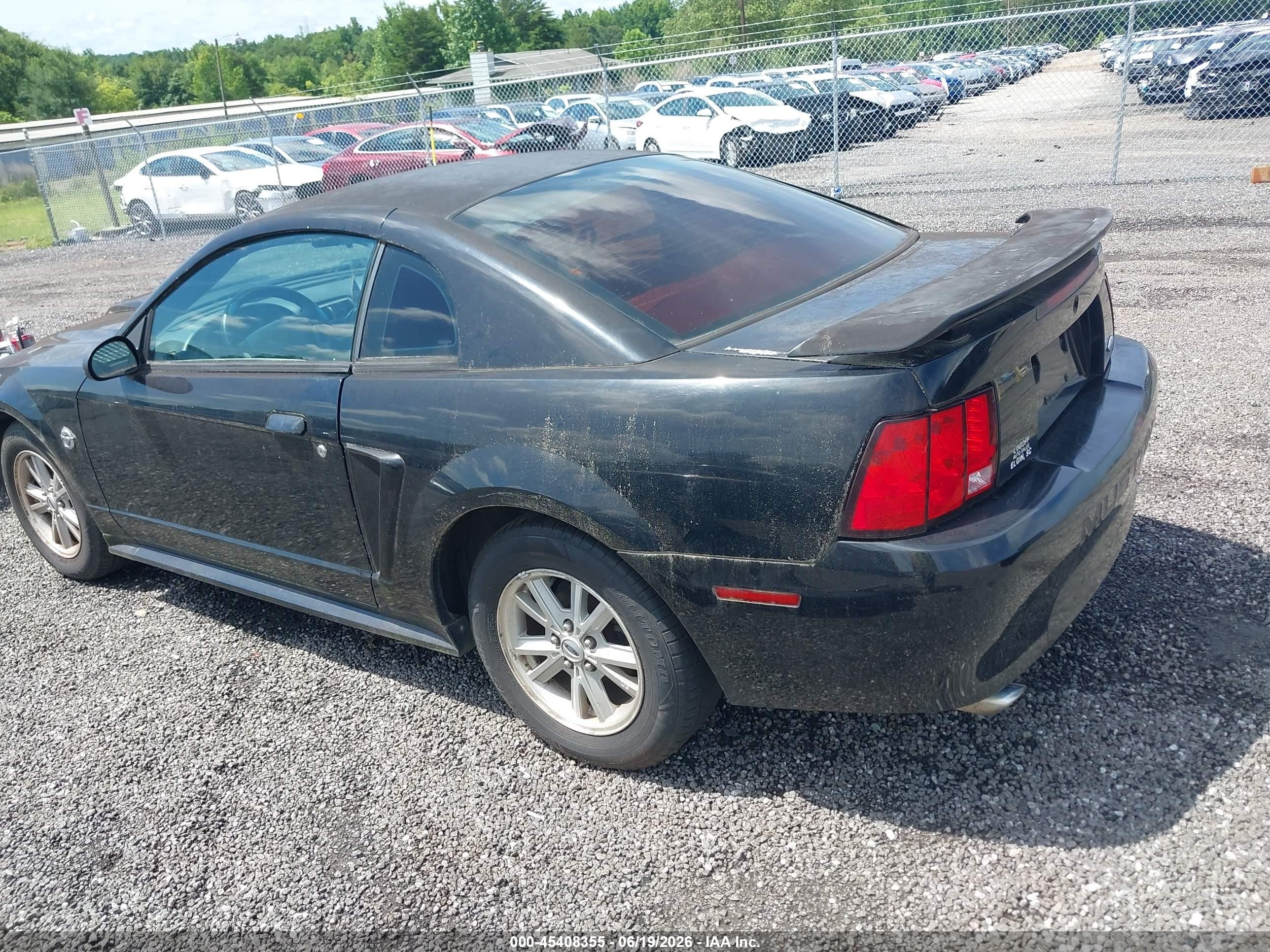 2004 Ford Mustang   Black vin: 1FAFP40604F202671