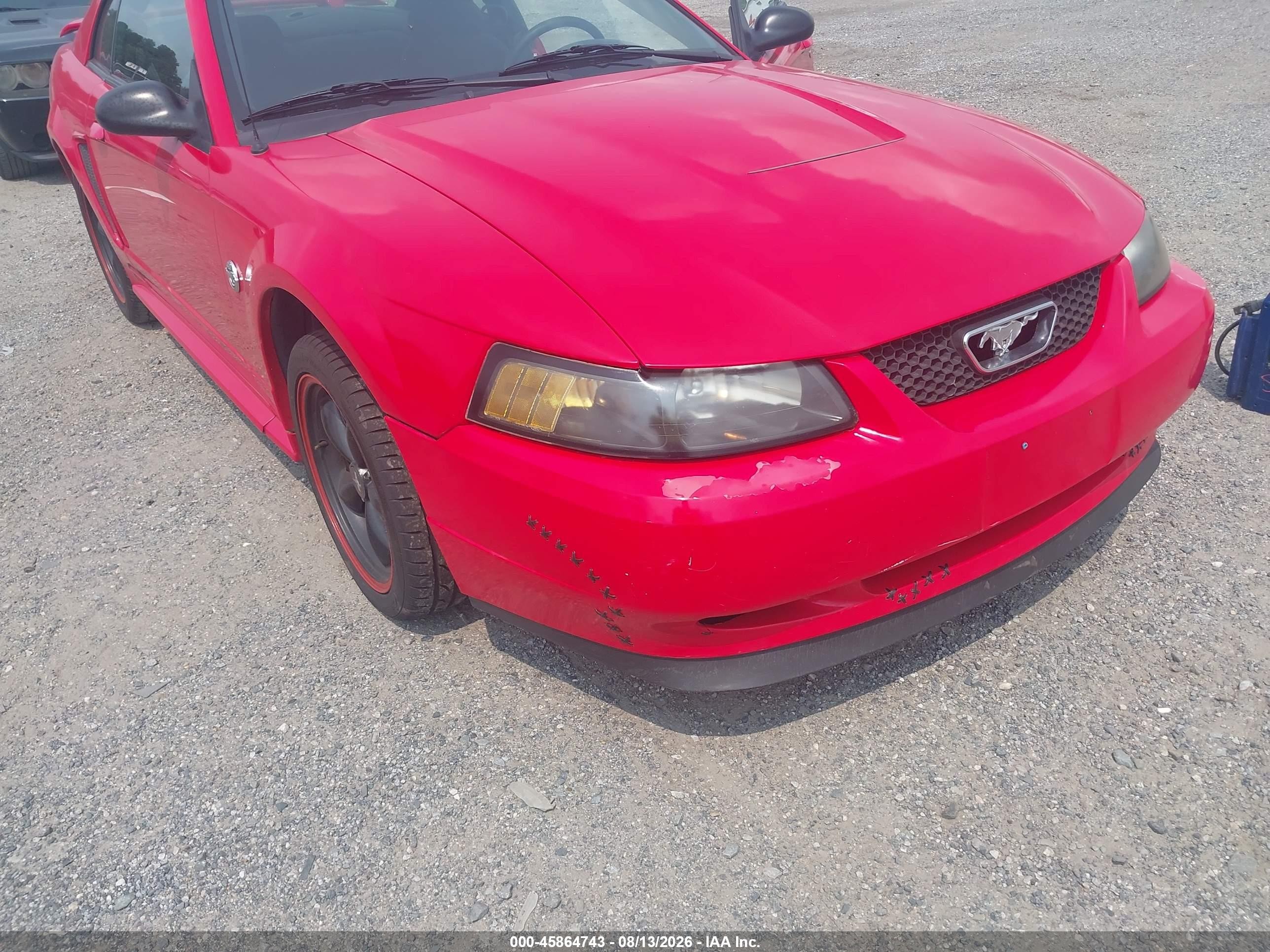 2004 Ford Mustang   Красный vin: 1FAFP40604F242071