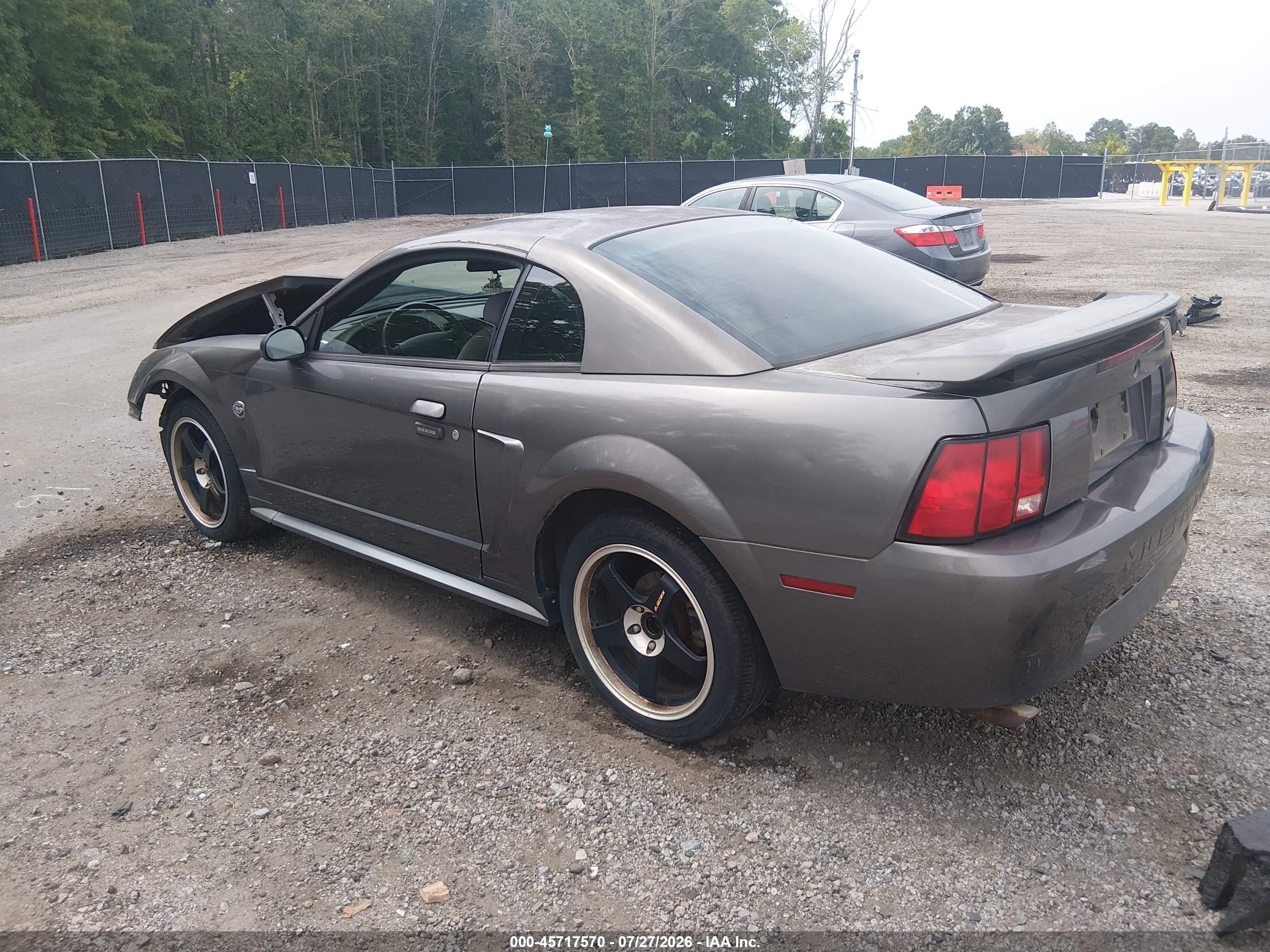 2004 Ford Mustang   Gray vin: 1FAFP40614F165081