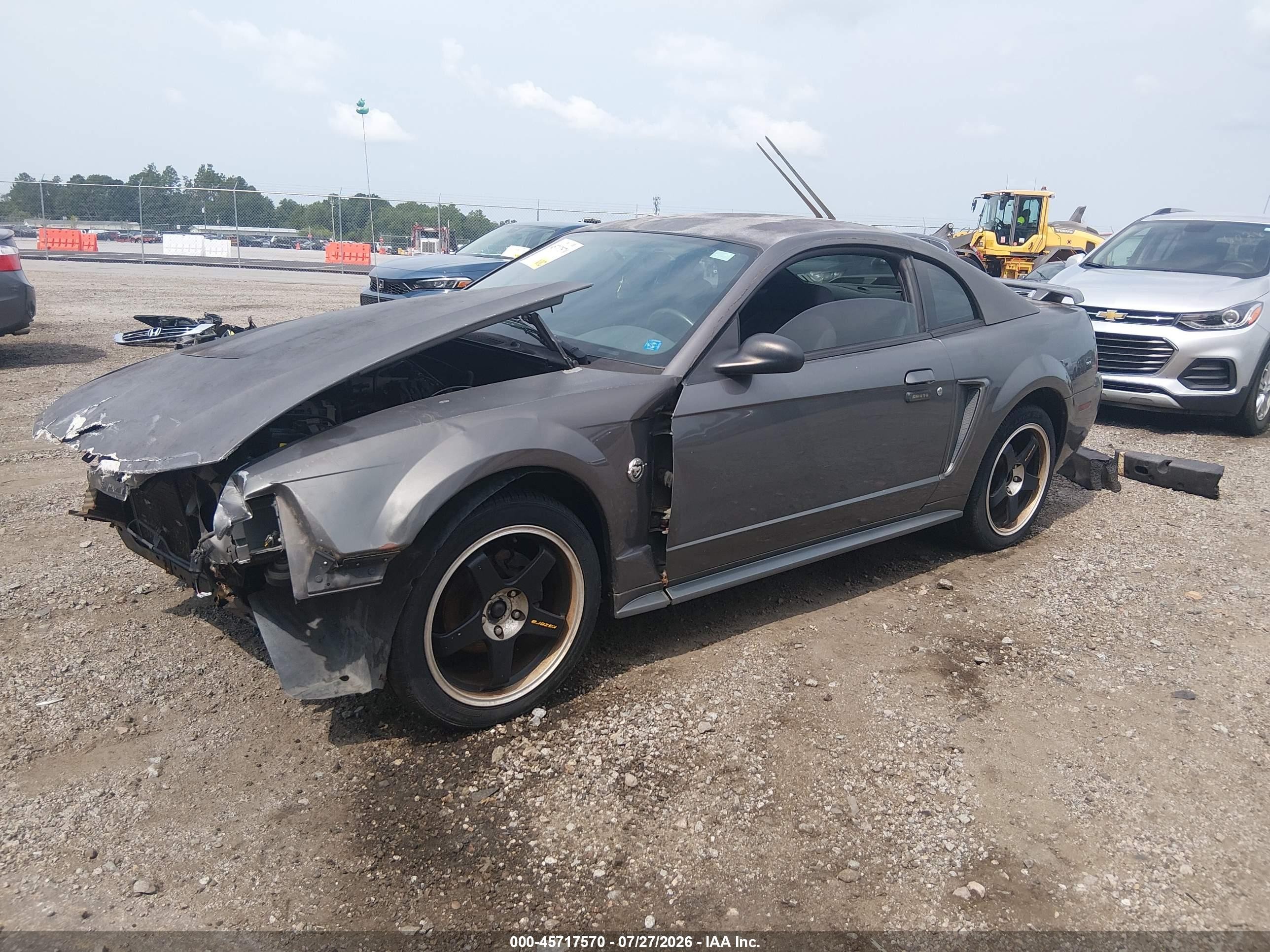 2004 Ford Mustang   Gray vin: 1FAFP40614F165081
