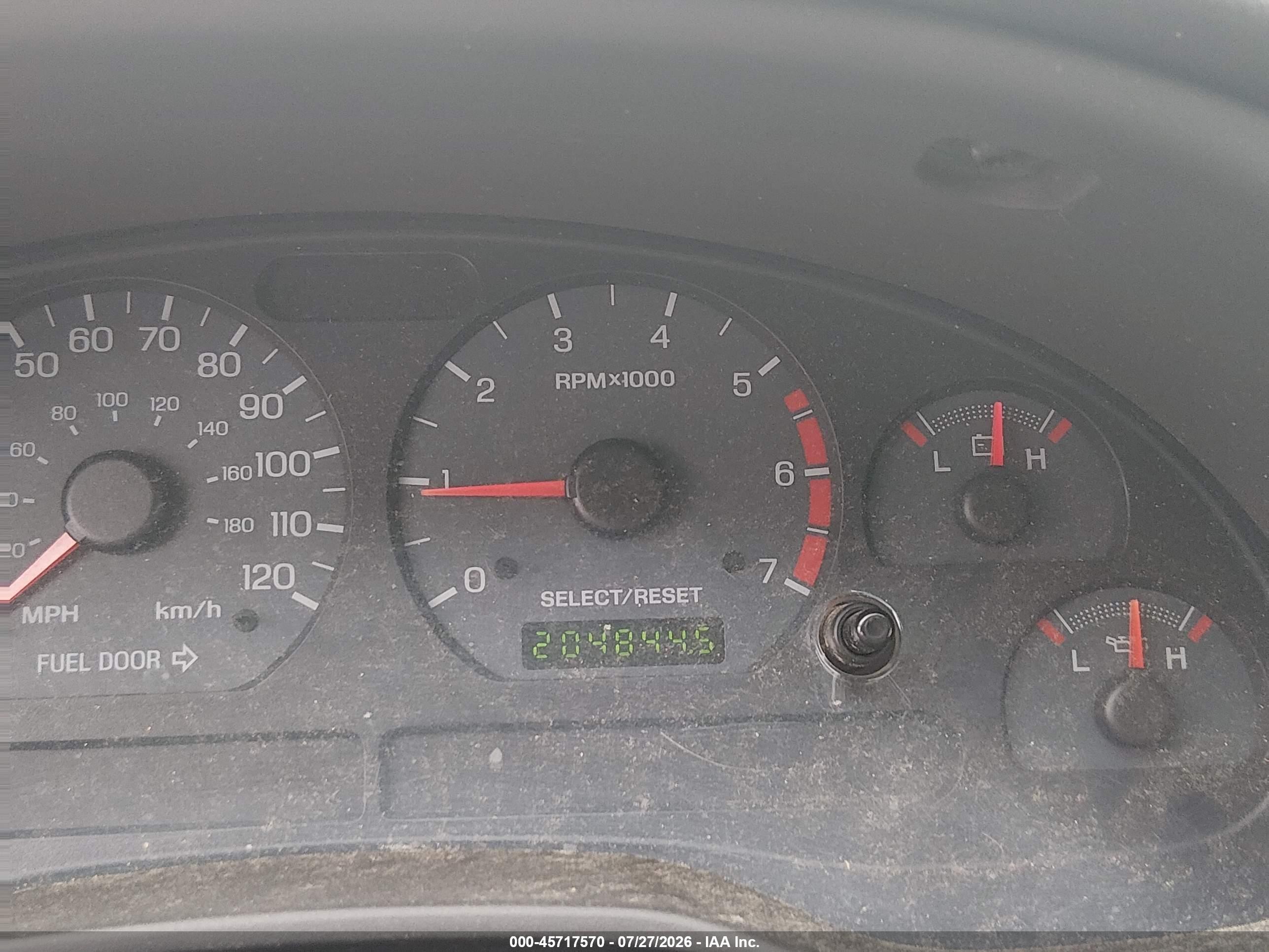 2004 Ford Mustang   Gray vin: 1FAFP40614F165081