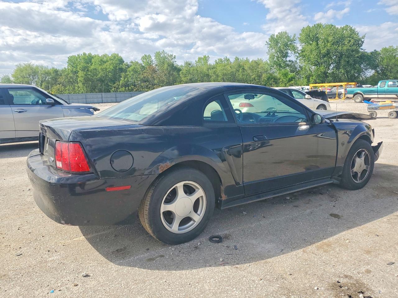 2004 Ford Mustang Черный vin: 1FAFP40614F233654